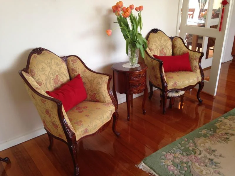 CHAIR-LCHR085