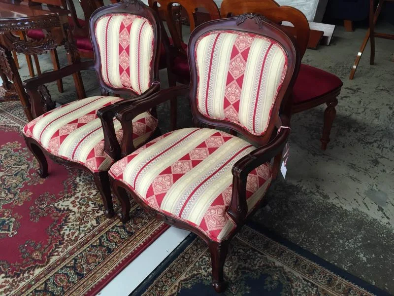 CHAIR-LCHR106