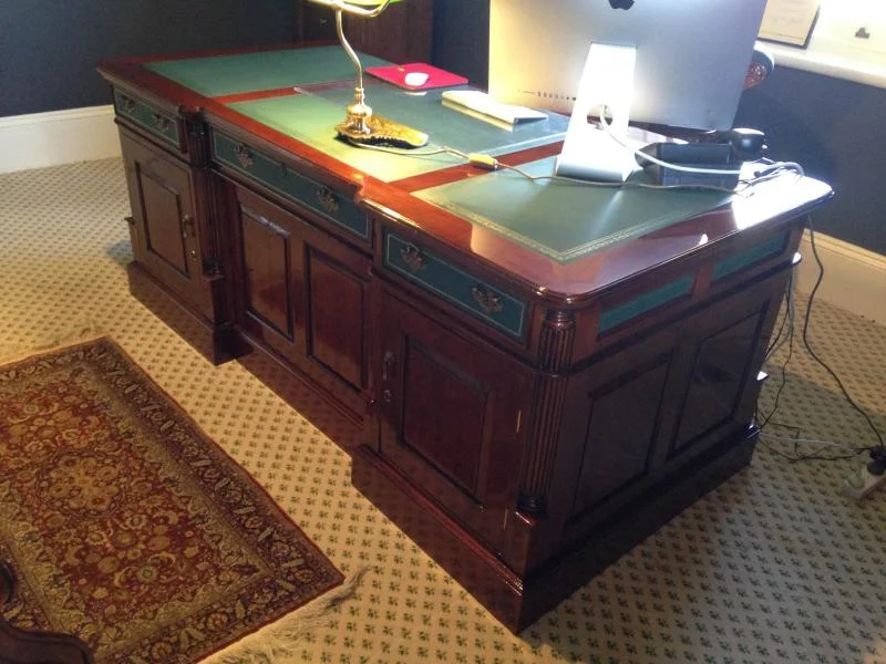 DESK-DSK025