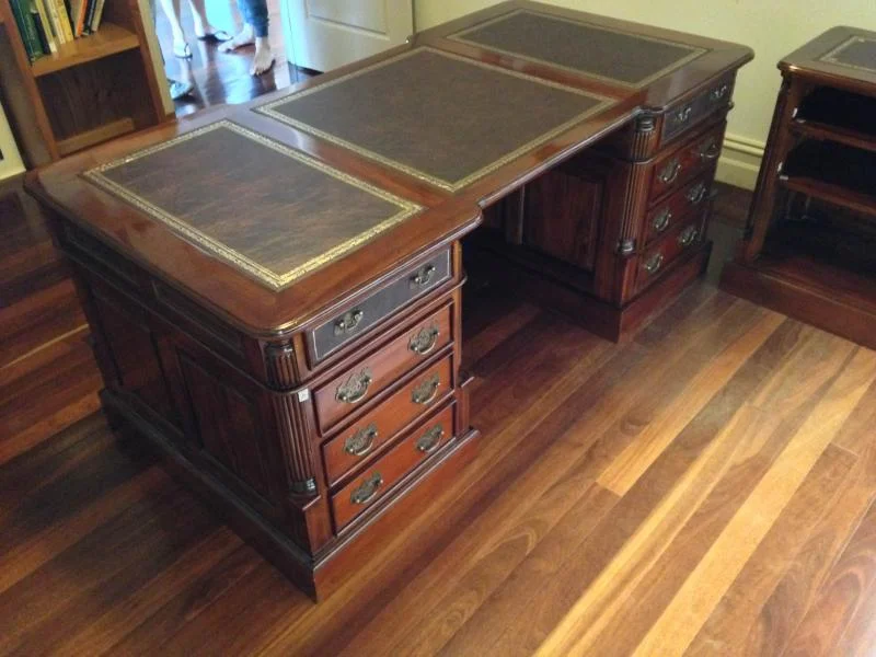 DESK-DSK028