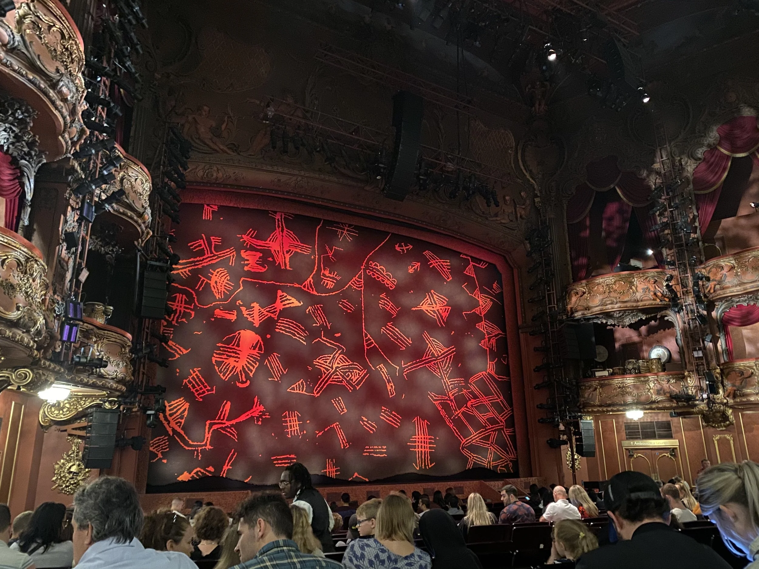 Lion King - Lyceum Theatre Review