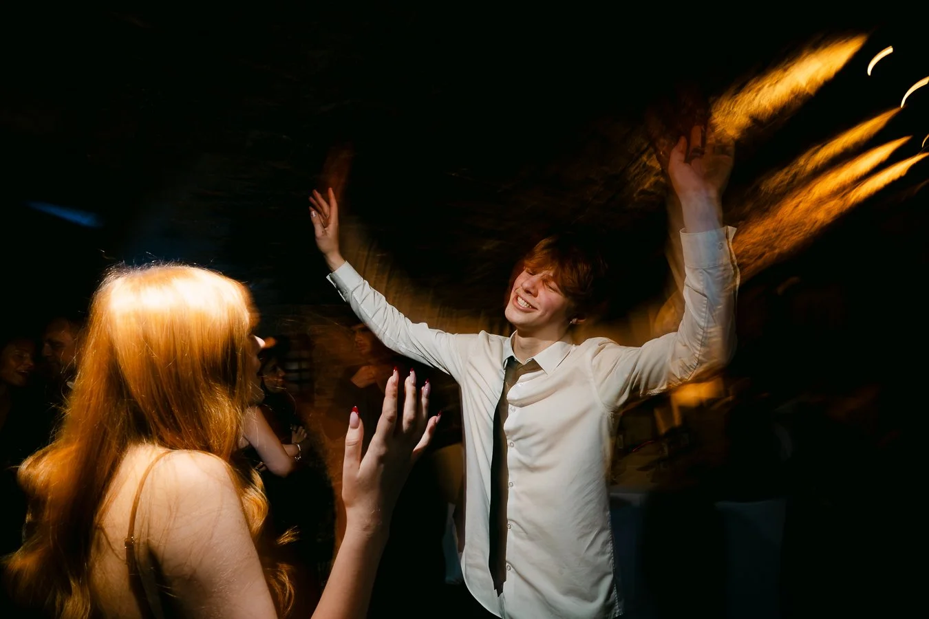 cardiff-castle-wedding-party-dancing-photography.jpg