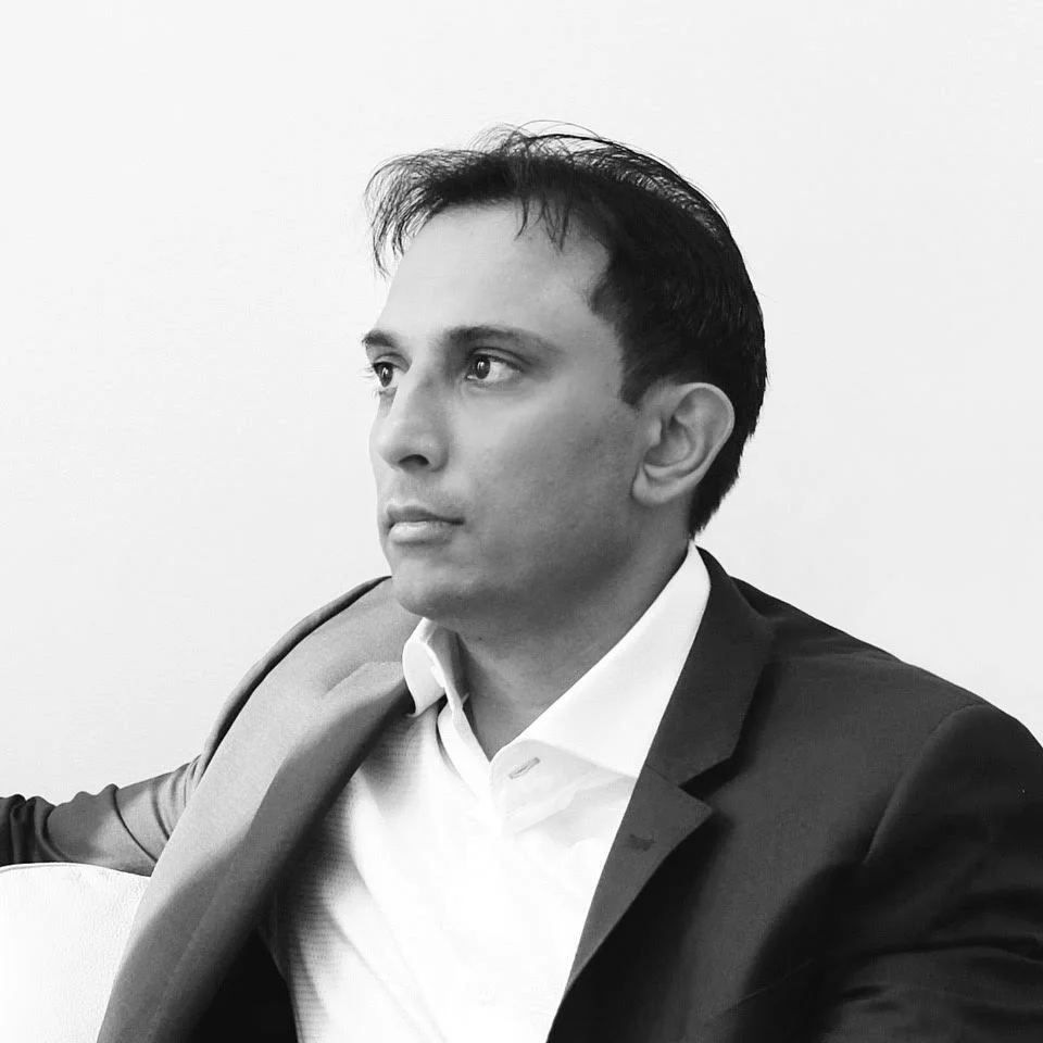 Dr Manish Shah BDS(Hons) MBBS MMed(Sleep)    Sleep Medicine, Craniofacial Pain &amp; Oral Rehabilitation Dentist    Smile Concepts . Extensive knowledge &amp; experience in complex mouth, head and neck medicine and rehabilitation. Teaches other dentists in these techniques. Interests in nutritional &amp; environmental medicine for a holistic approach to dental care.  Speaks English, Hindi