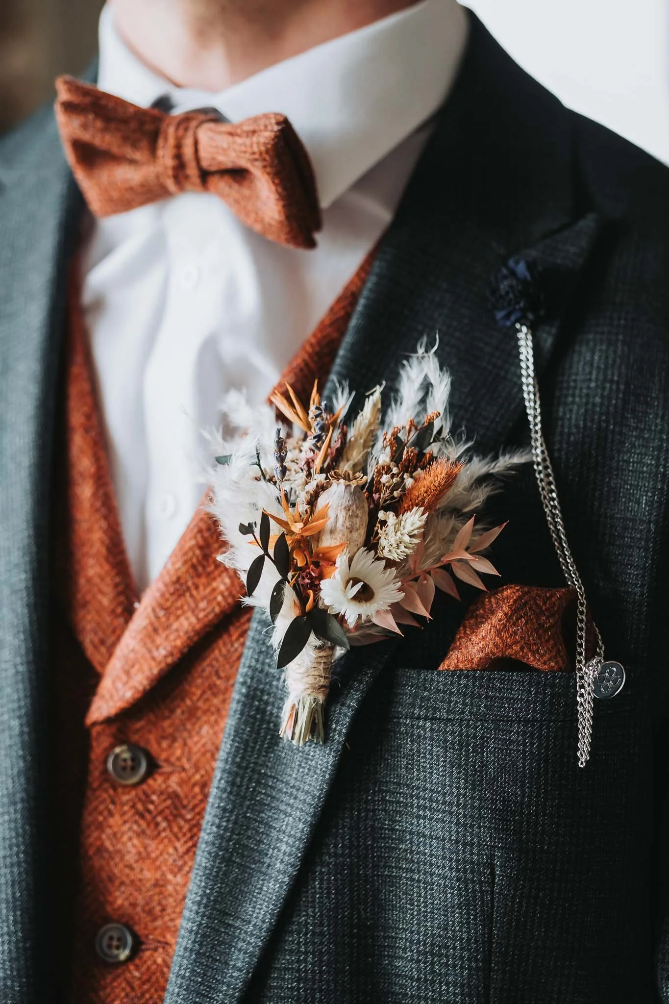 Evie-Mae-and-Joe-Engagement-Shoot-Jesmond-Dene-Newcastle-Colin-Jones-Photography-For Screen-16.jpg