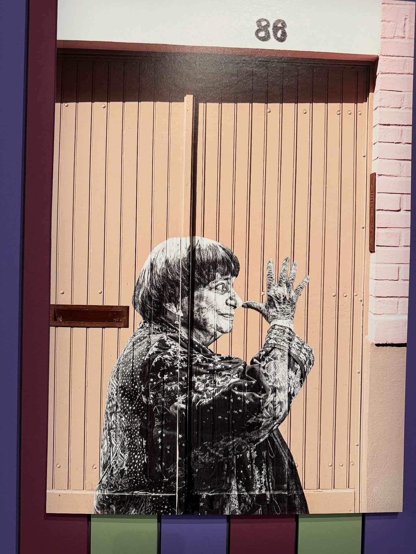 ✨ Je viens de visiter l&rsquo;exposition consacr&eacute;e &agrave; Agn&egrave;s Varda&hellip; et j&rsquo;en ressors profond&eacute;ment touch&eacute;e.

Sa libert&eacute; de penser, son regard tendre et sans compromis sur les corps &mdash; notamment 