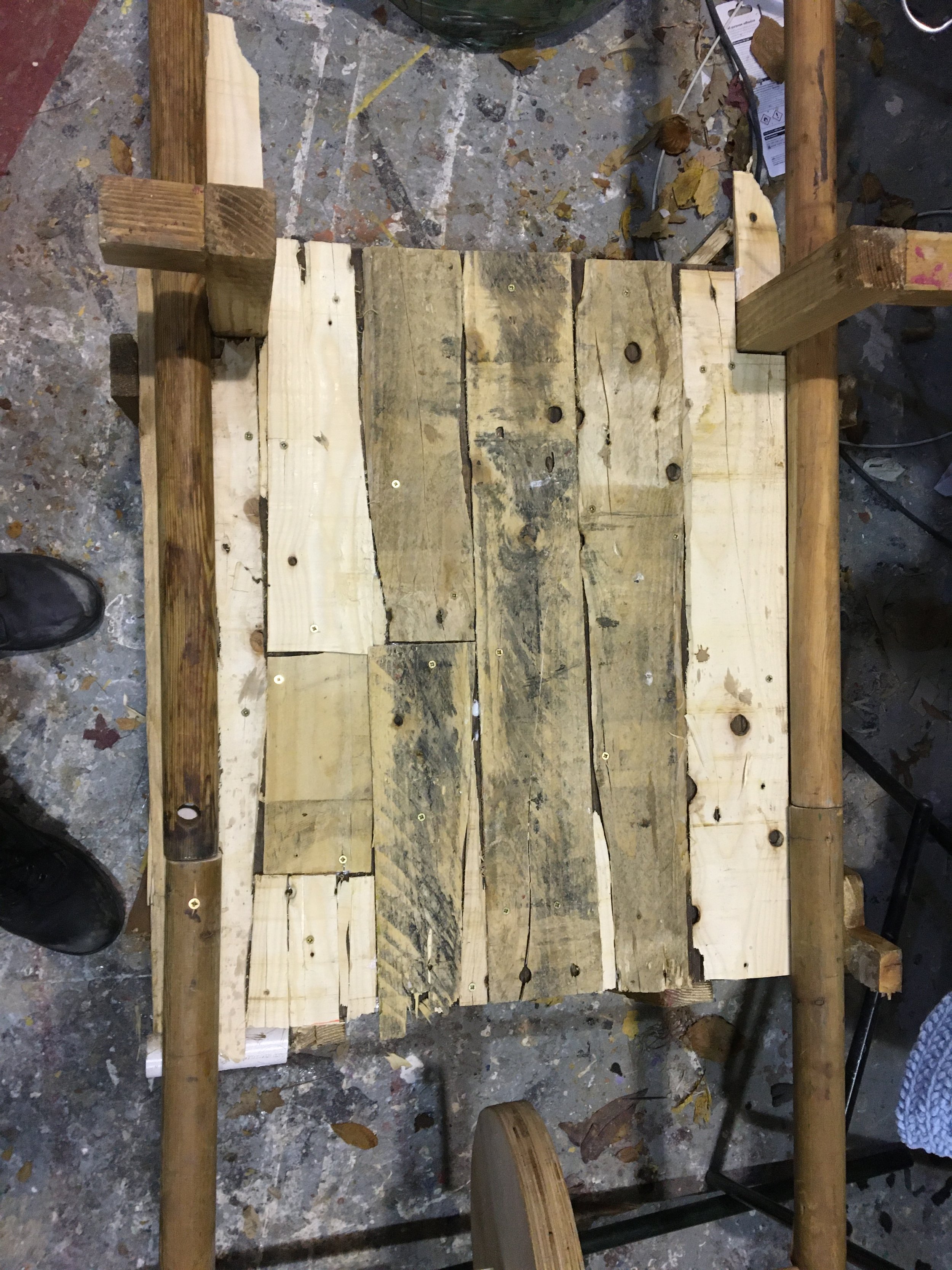 Finishing plywood base with offcuts