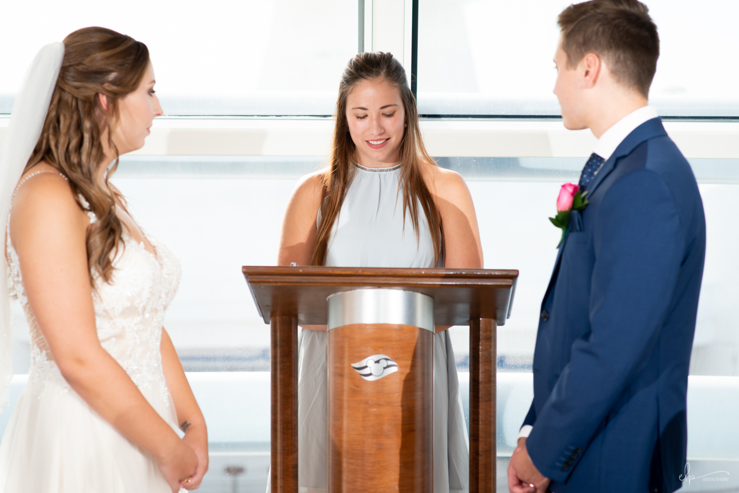 wedding ceremony photography in outlook lounge on disney cruise