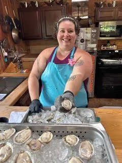 Lindsay Allday, shucker and educator, New Orleans, LA