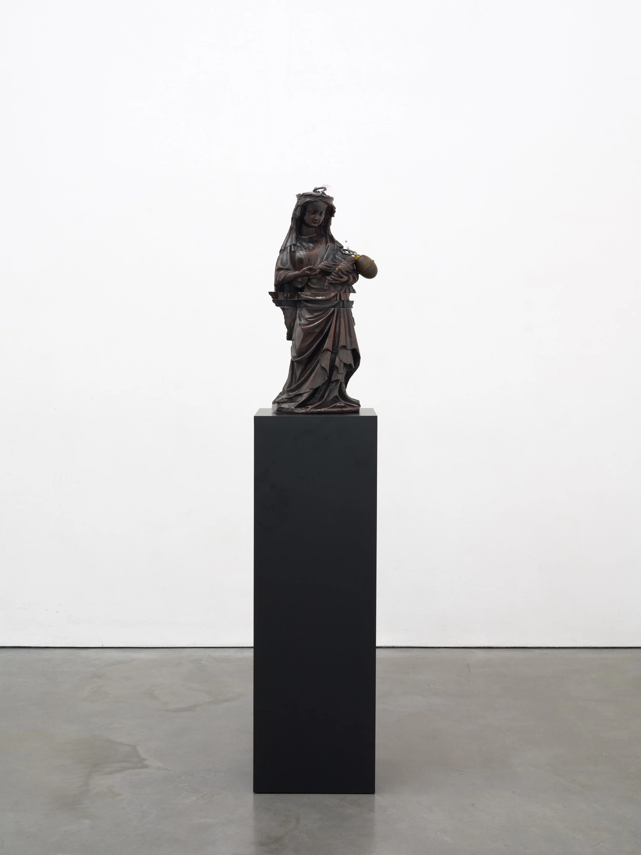   Methexis, En Reposé   2026   Gesso, bole, Polymer, iron oxide, aluminium, iron, bone, brass, wood, resin.  