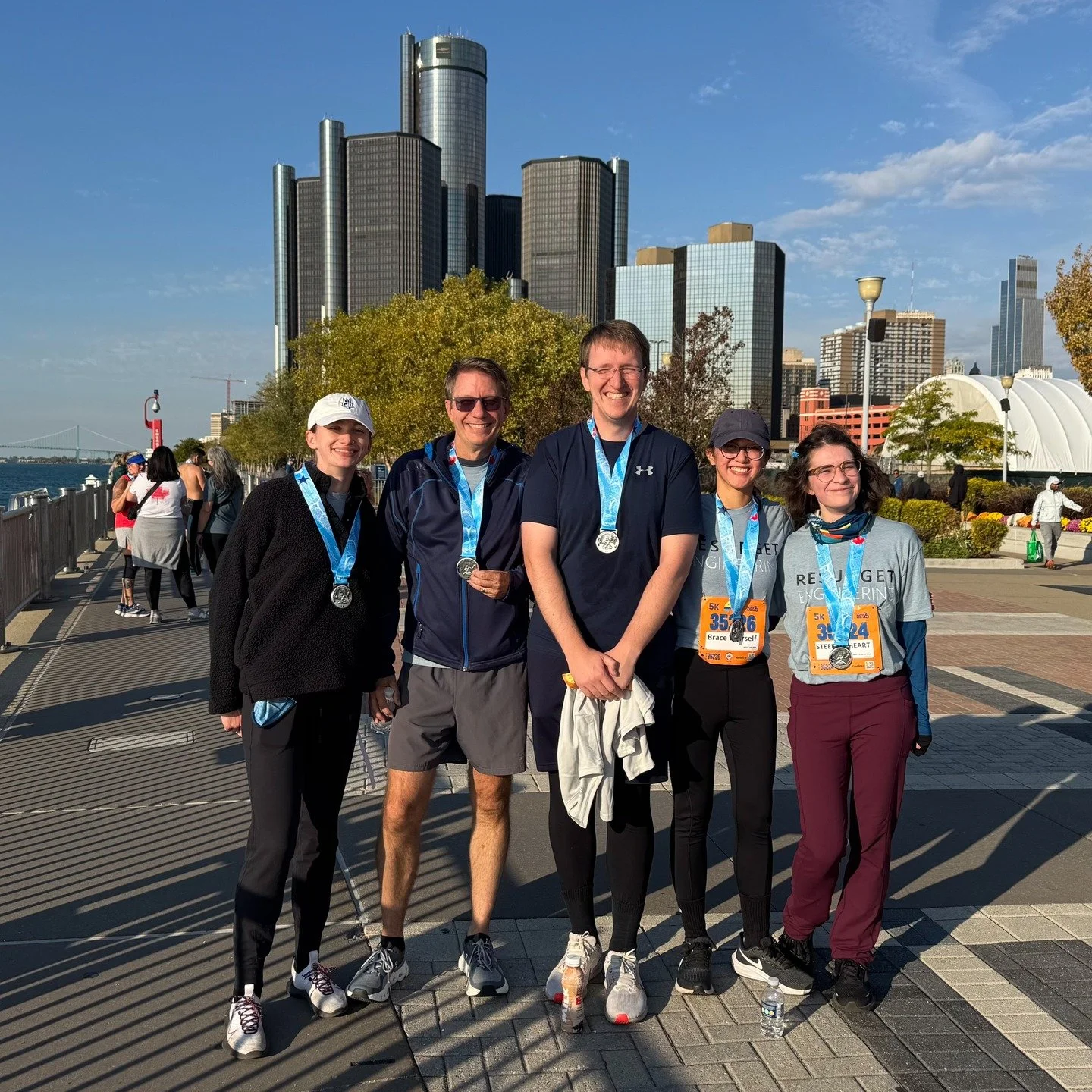 The Resurget Run Club is built for speed and designed for fun! We hit the streets for the Detroit Free Press 5K this weekend: From start to finish, our crew proved that structural engineers can handle more than just load calculations. 
#ResurgetRunCl