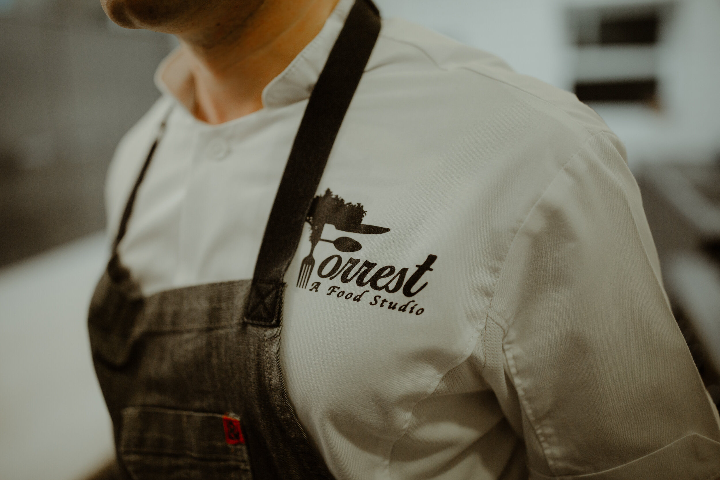 f o r r e s t -chef logo.jpg