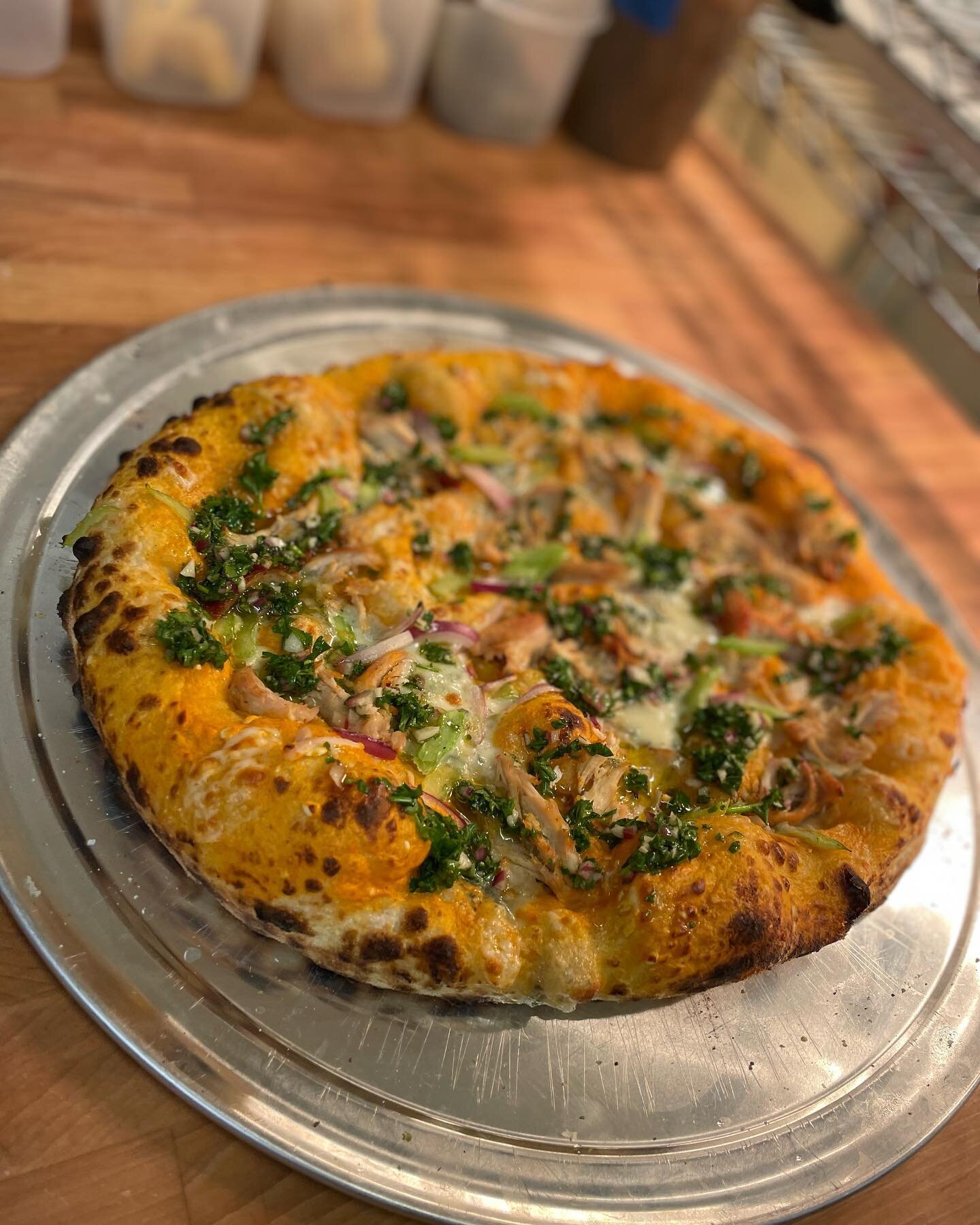 Pizza - a well rounded meal 🍽

This month&rsquo;s pizza: Buffalo Sauce, Roasted Chicken, Cilantro, Red Onion and a side of Ranch 

Open 4-8pm

Online ordering at brutemke.com