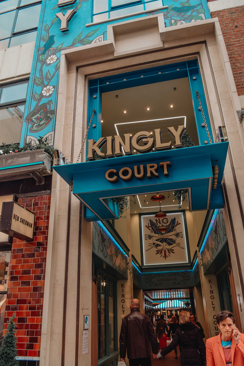 Kingly Court