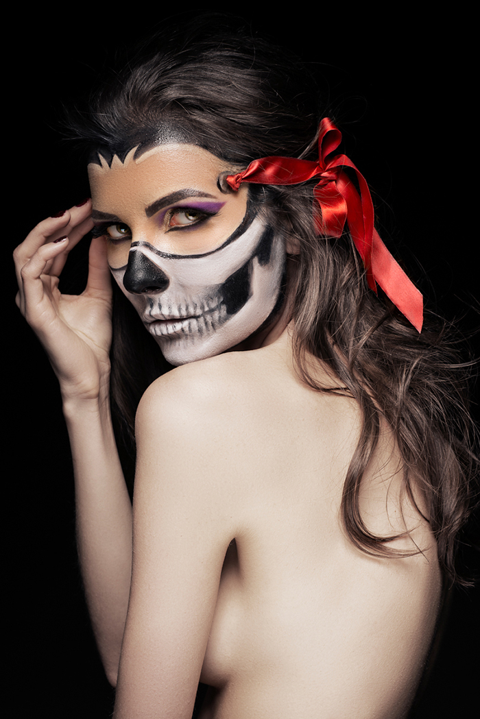 Skeleton scull makeup mask Halloween by Agne Skaringa LA Los Angeles.jpg