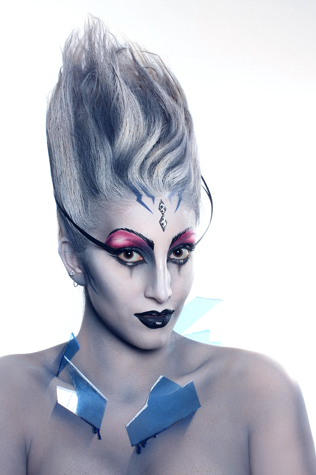 Drop dead gorgeous ice qeen Halloween makeup and hair by Agne Skaringa min.jpg