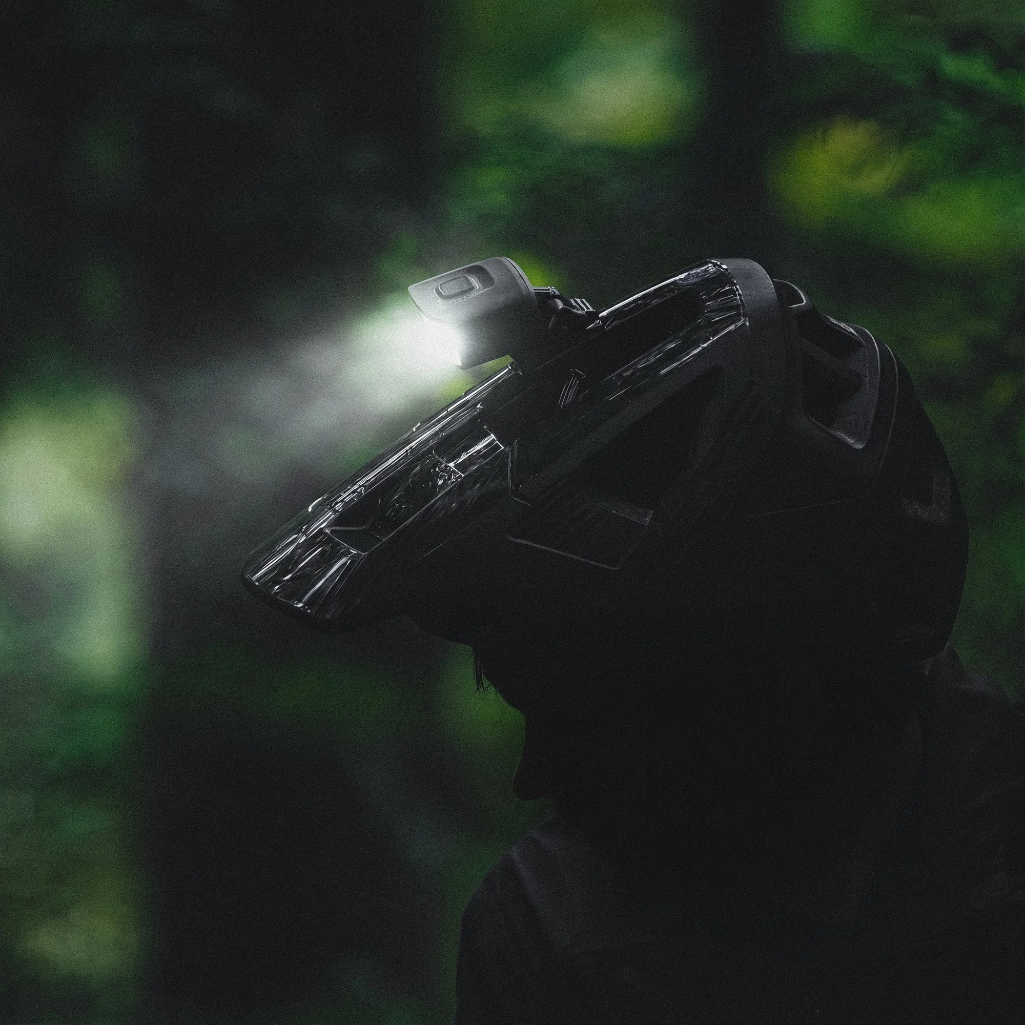 19_OL_Portal_Photo_Helmet_Jungle.jpg