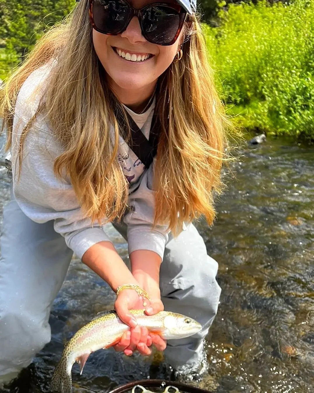 Big smiles on a fun group trip of first timers with @fishburghpurdy on a trip for @troutcreekoutfitters
#GreatBasinGuideService 
#FlyFishing #CatchAndRelease #Barbless #TruckeeRiver #TruckeeRiverFlyFishing #TruckeeRiverGuide #OnTheFly #TrophyTrout #I