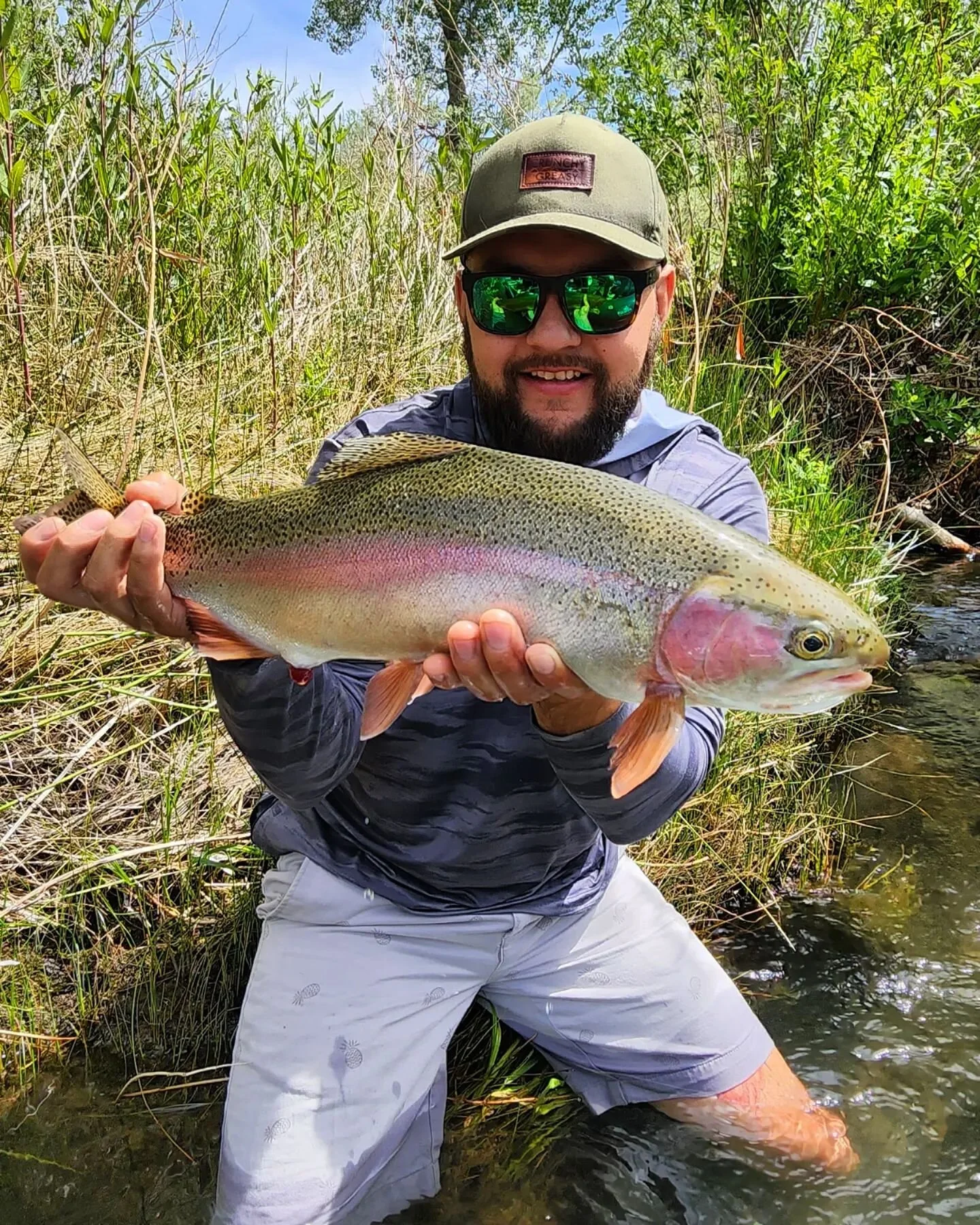 Fun float the other day with @california_dad6 and @hayschaef Streamer bite was good. Thanks fellas!
#GreatBasinGuideService 
#FlyFishing #CatchAndRelease #Barbless #TruckeeRiver #TruckeeRiverFlyFishing #OnTheFly #ItAintGonnaCatchItself