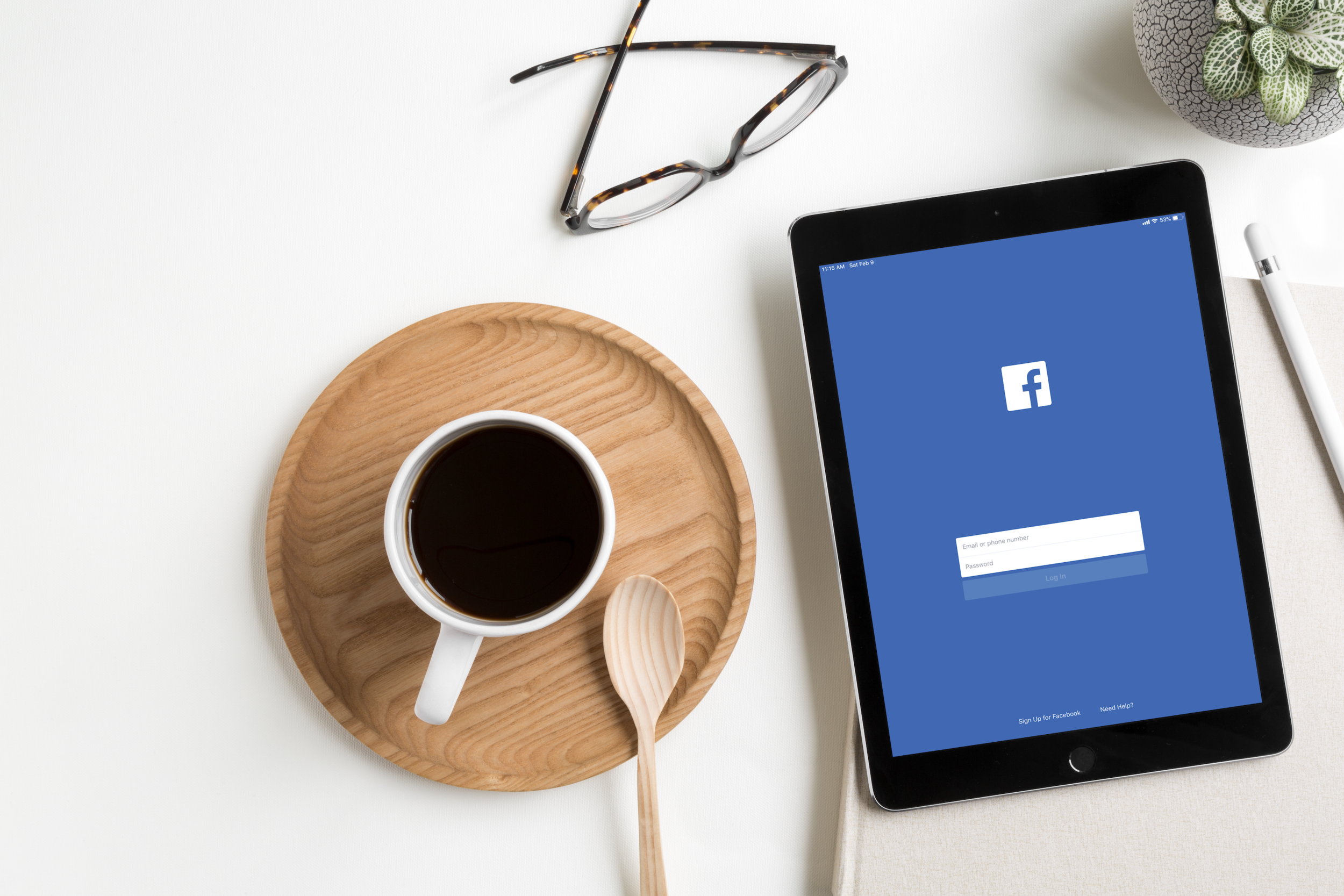 facebook_tablet.png