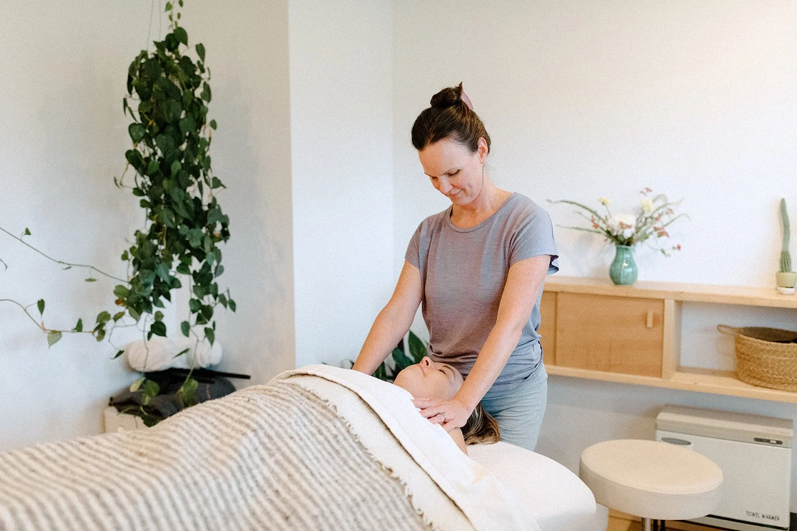 Reclaiming the Root: A Journey of Holistic Pelvic Care™&nbsp;&amp; Somatics - by Leigh Dennis, LMT