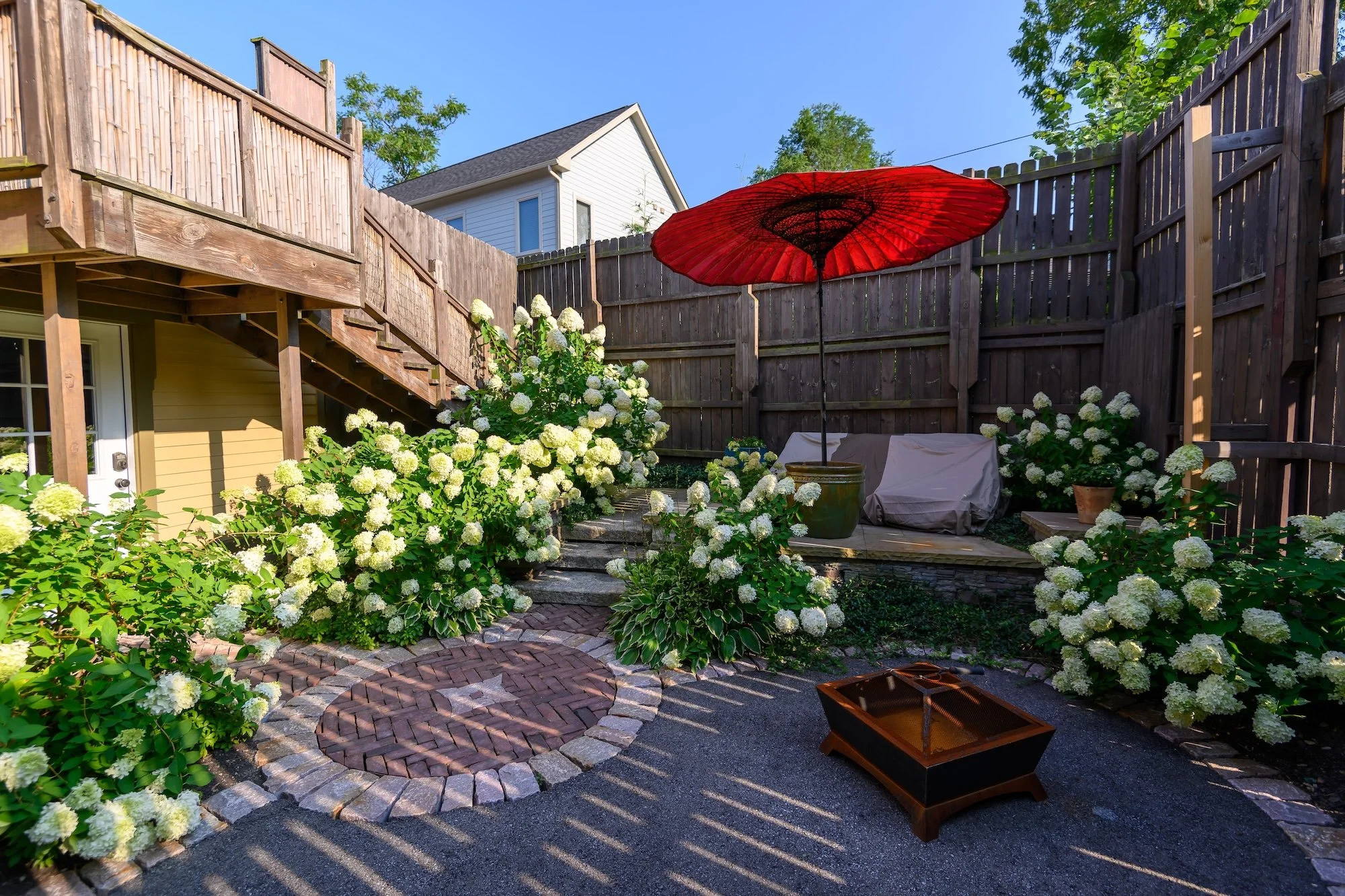 brick patio Shaker Heights.jpg