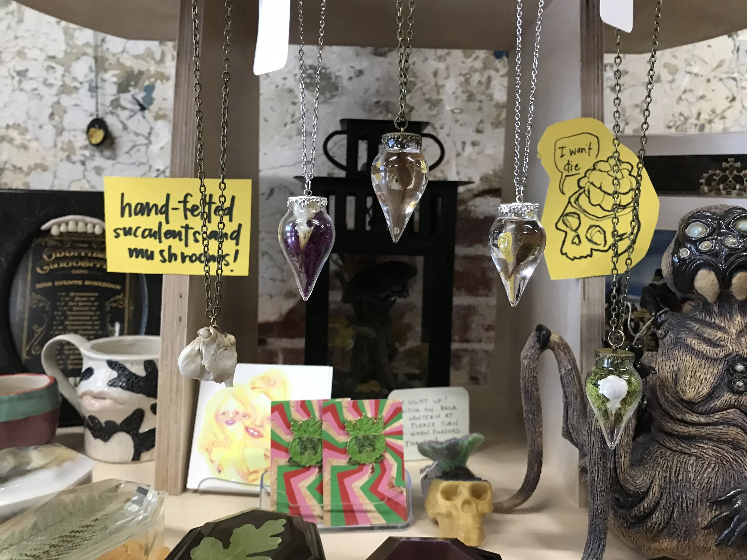 Wet specimen pendants by Amelies Anomalies