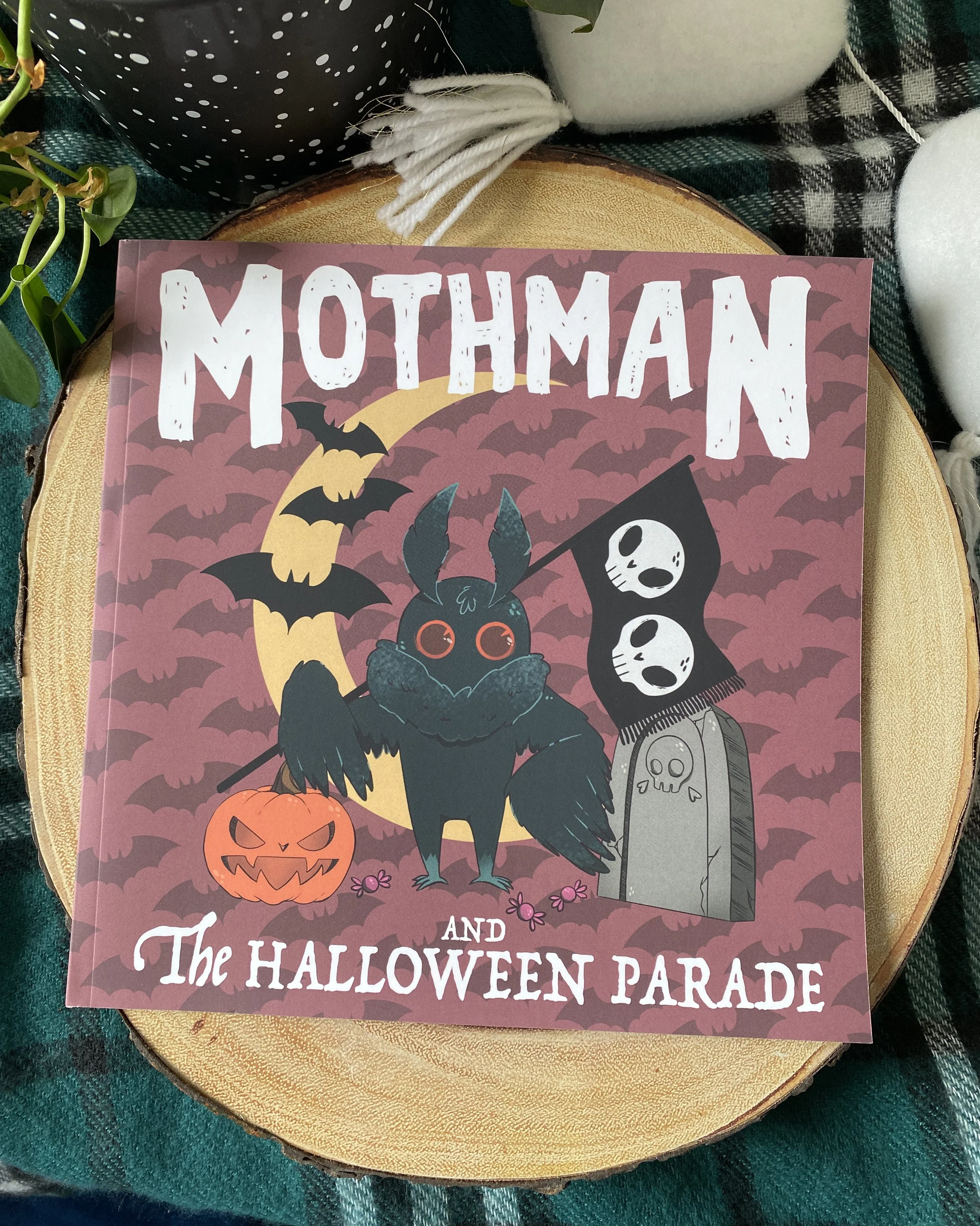 MothmanandTheHalloweenParade.JPG