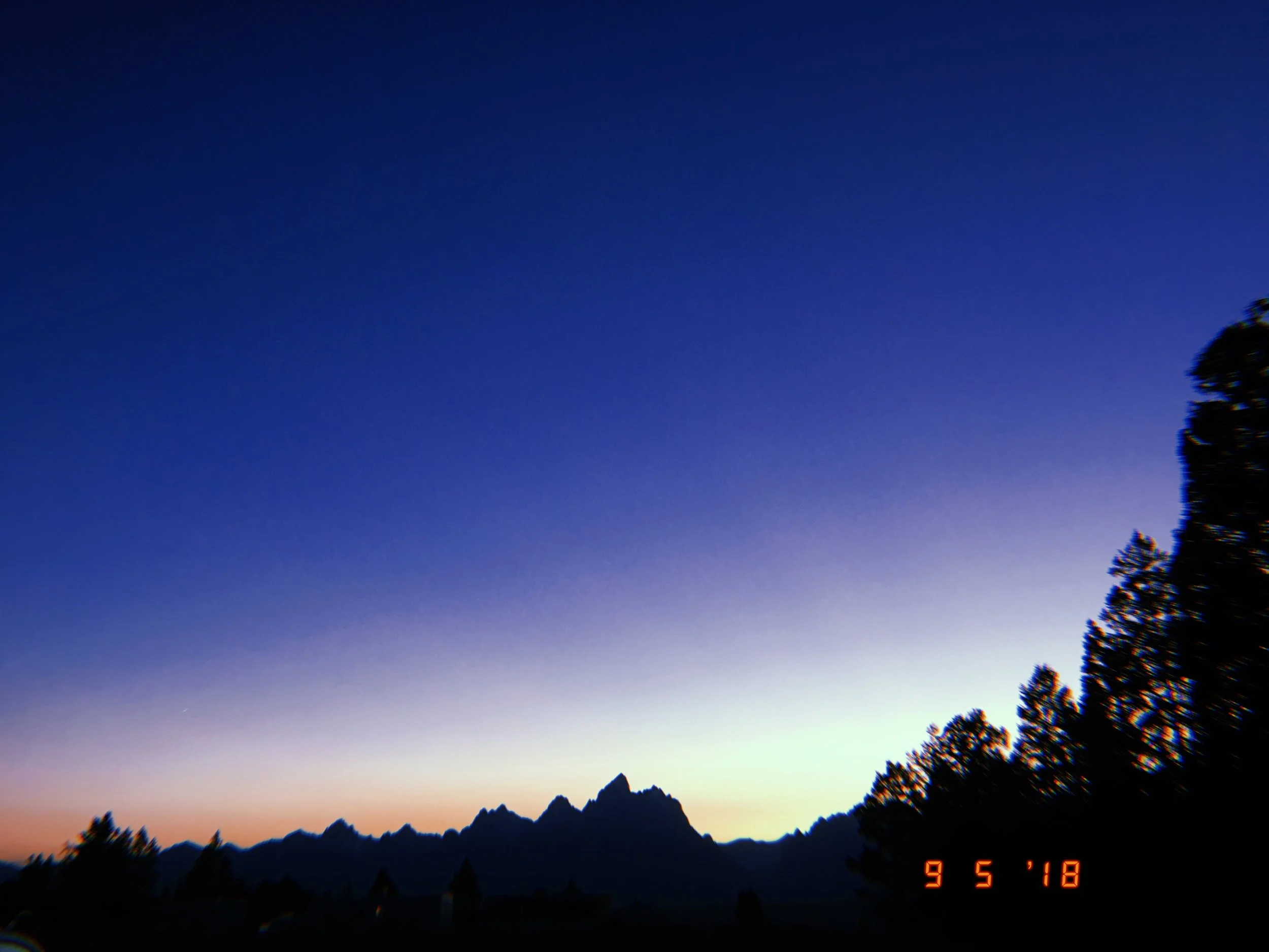 2018-09-05 22:26:11.084.JPG