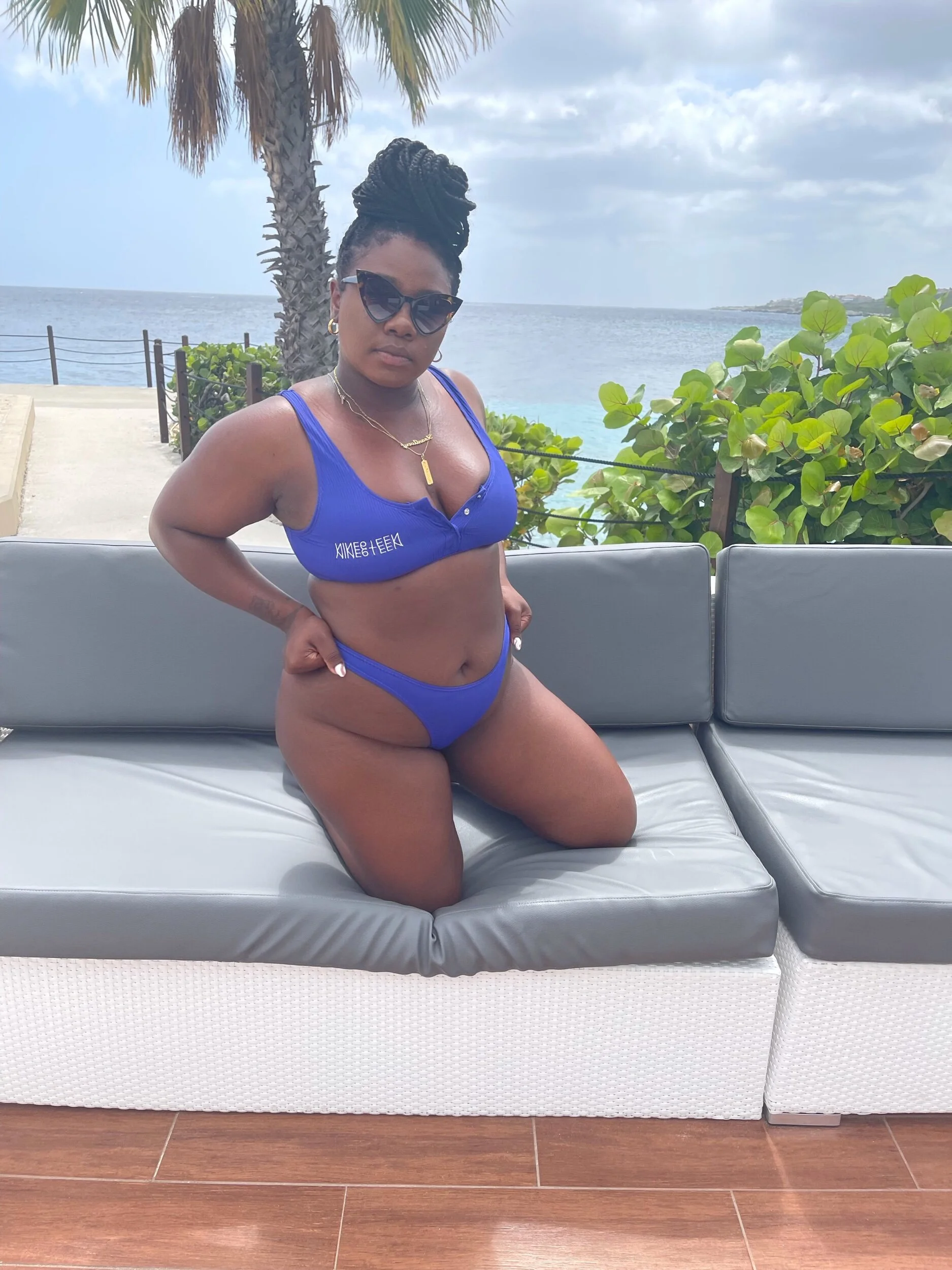 8C7BC5E5-57B5-4A65-8403-FFF73FA4824B