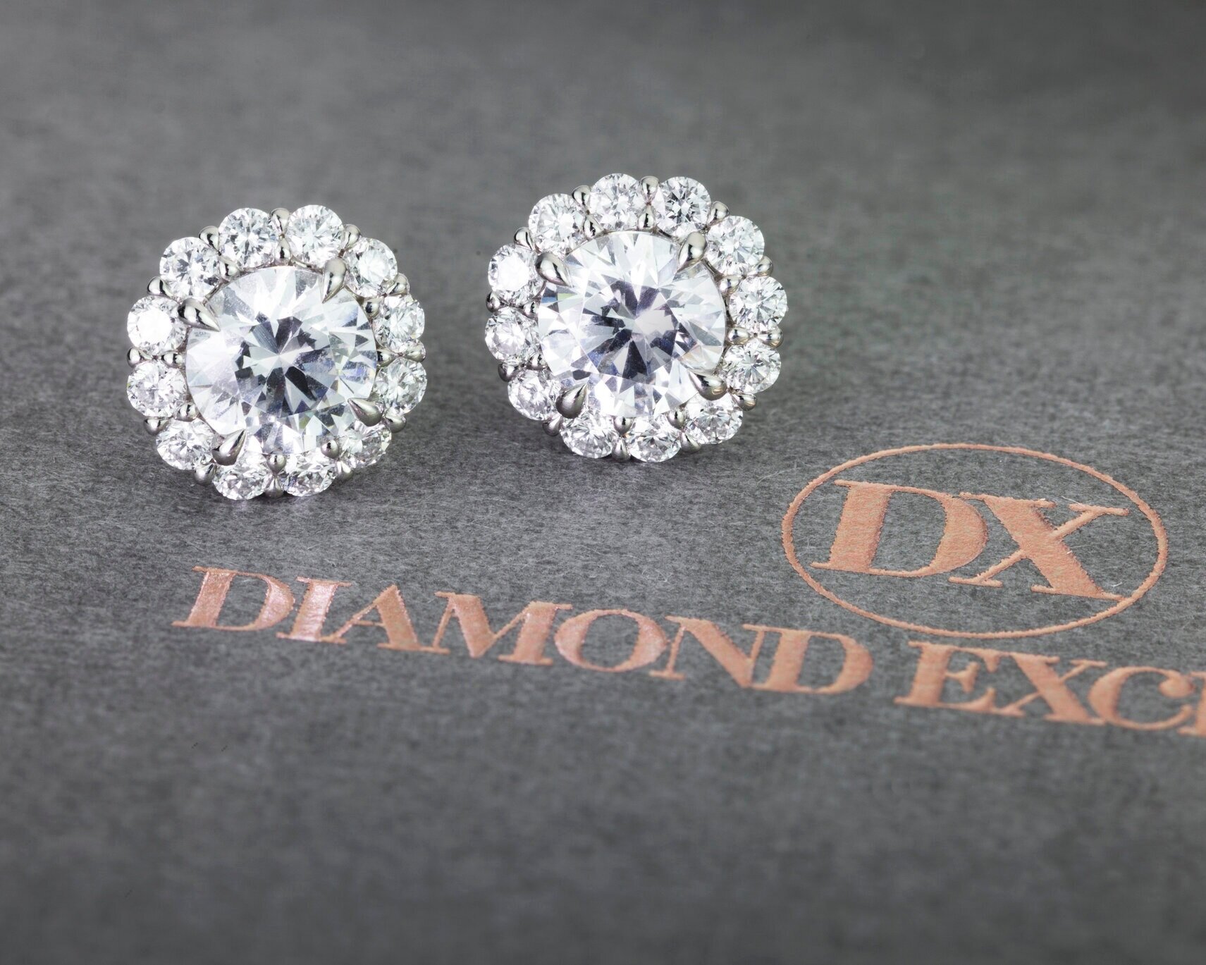 dx-diamond-earrings-retouch.jpg