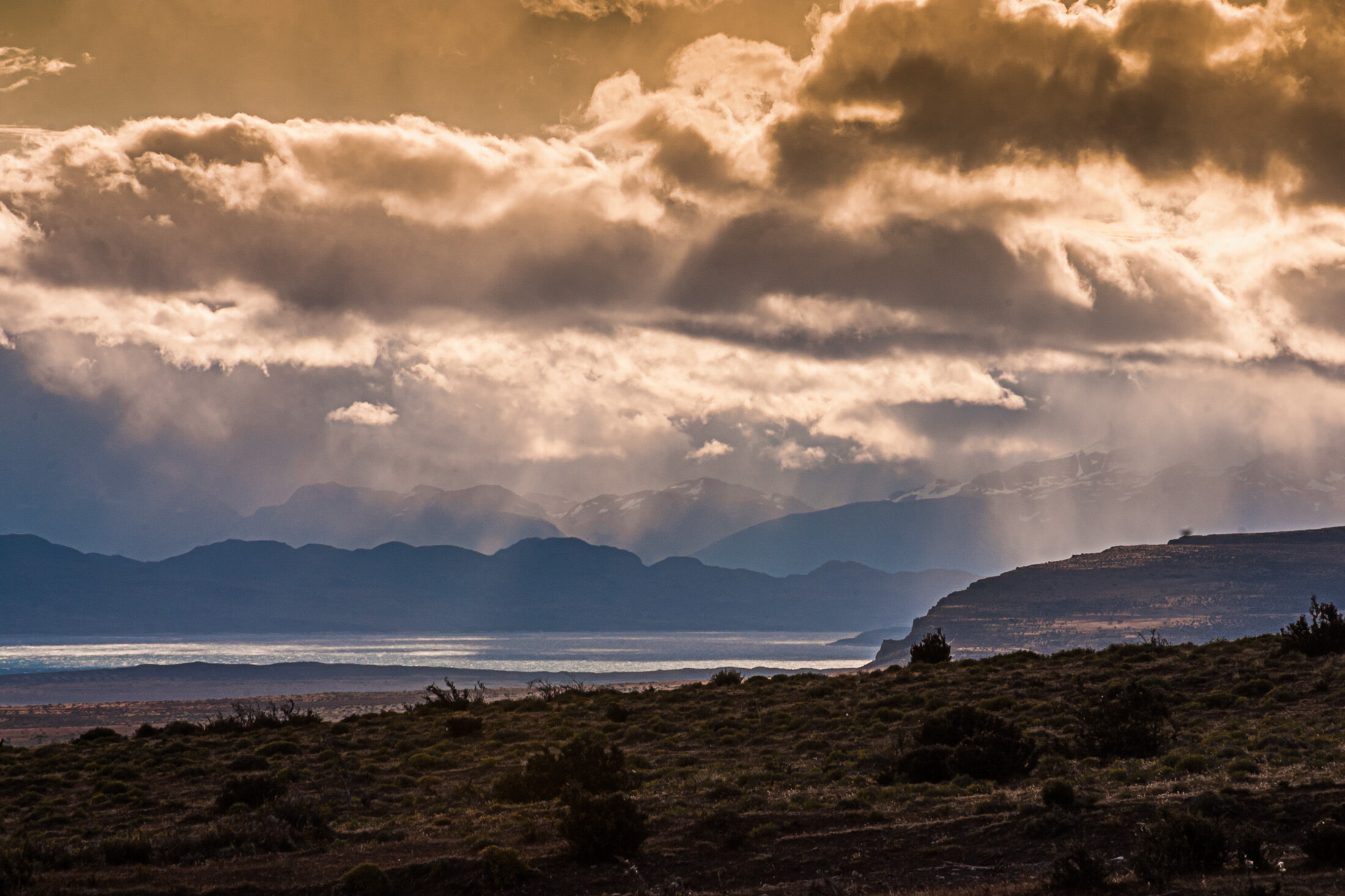 patagonia_landscape_lake.jpg
