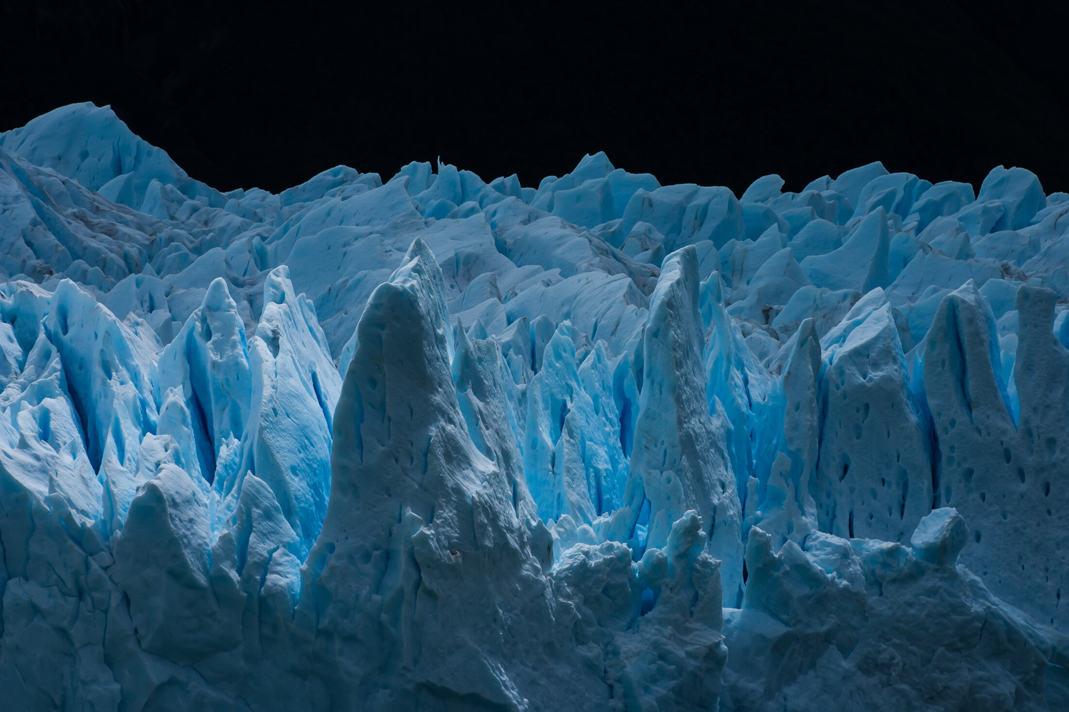 patagonia_glacier_02.jpg