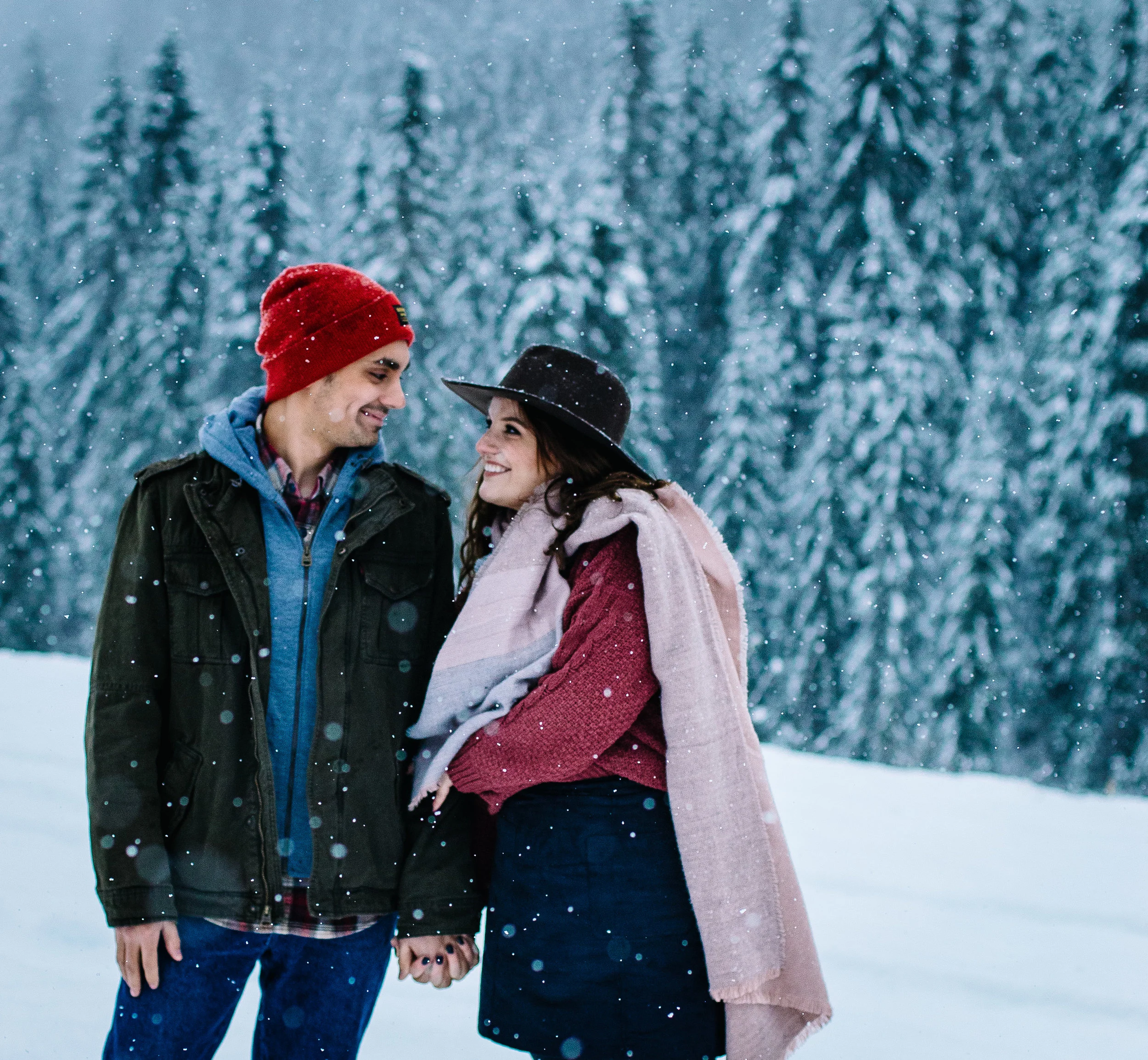 Courtney and Zak Snoqualmie Snowglobe Session (3).jpg