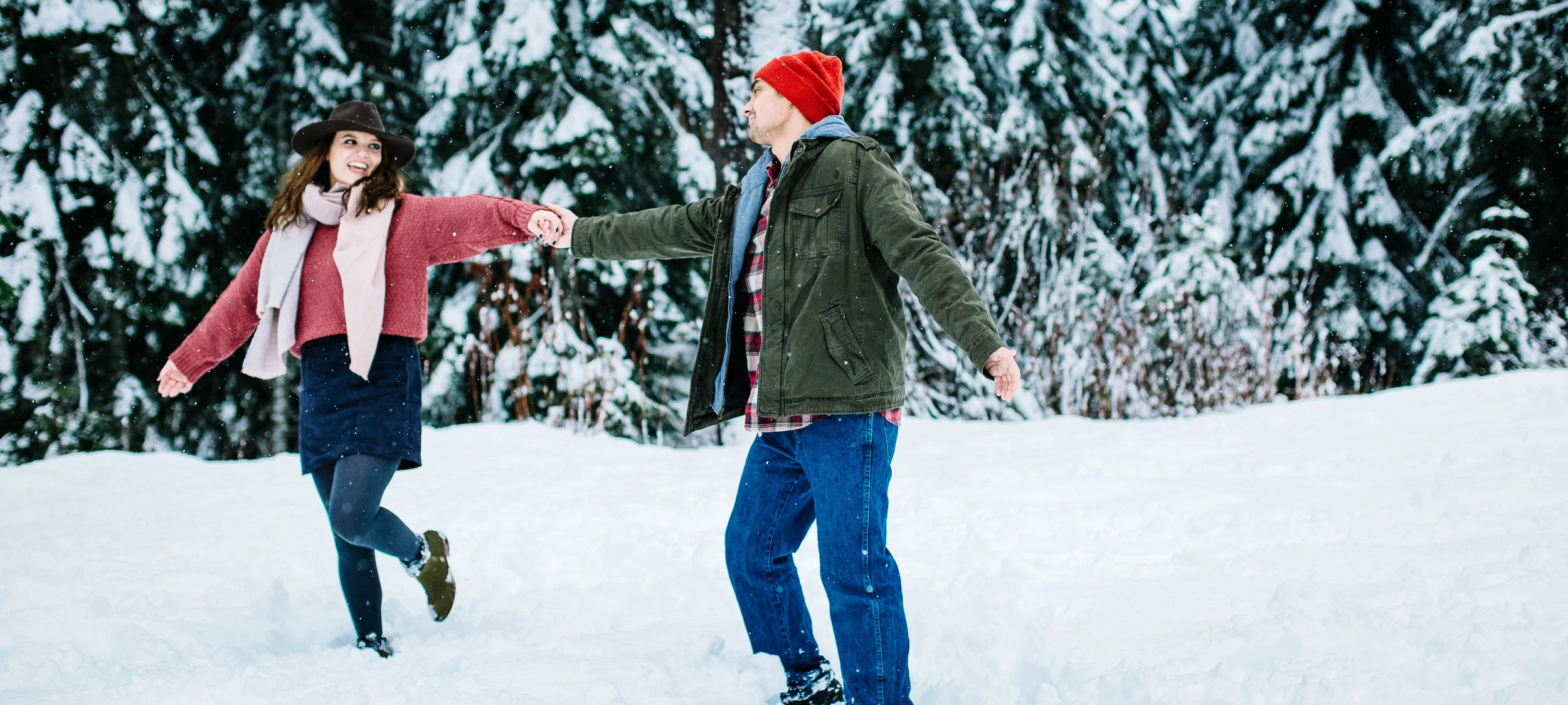 Courtney and Zak Snoqualmie Snowglobe Session (89).jpg