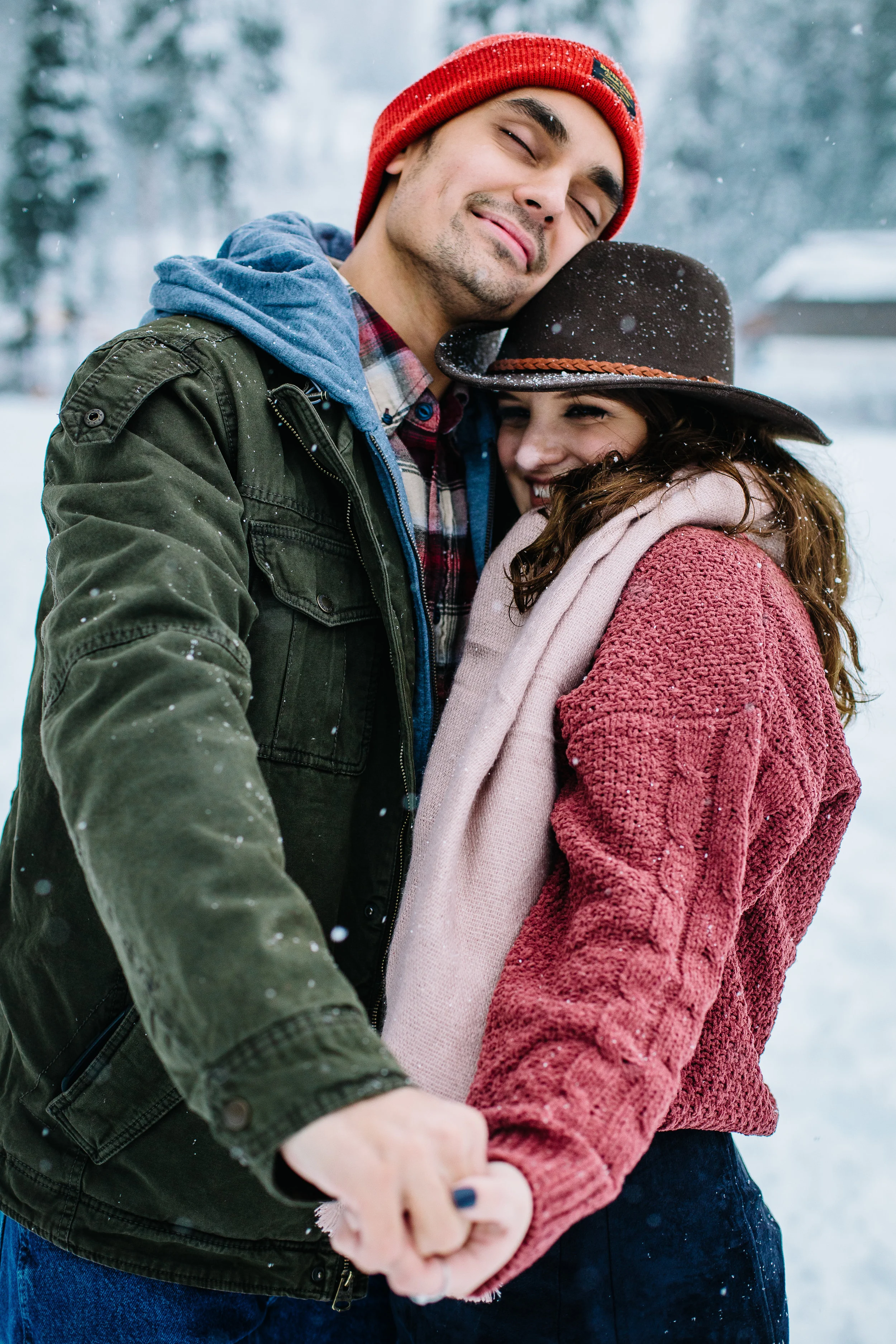 Courtney and Zak Snoqualmie Snowglobe Session (115).jpg