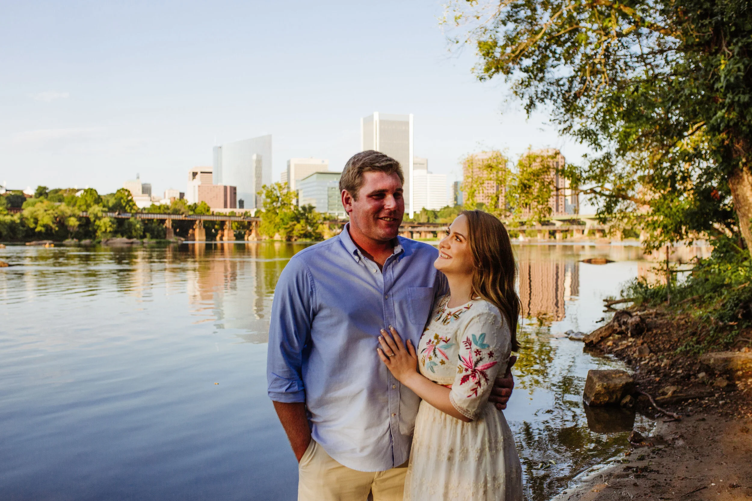 CaitlinandGaretBelleIsle_RichmondVAEngagementSession(2).jpg