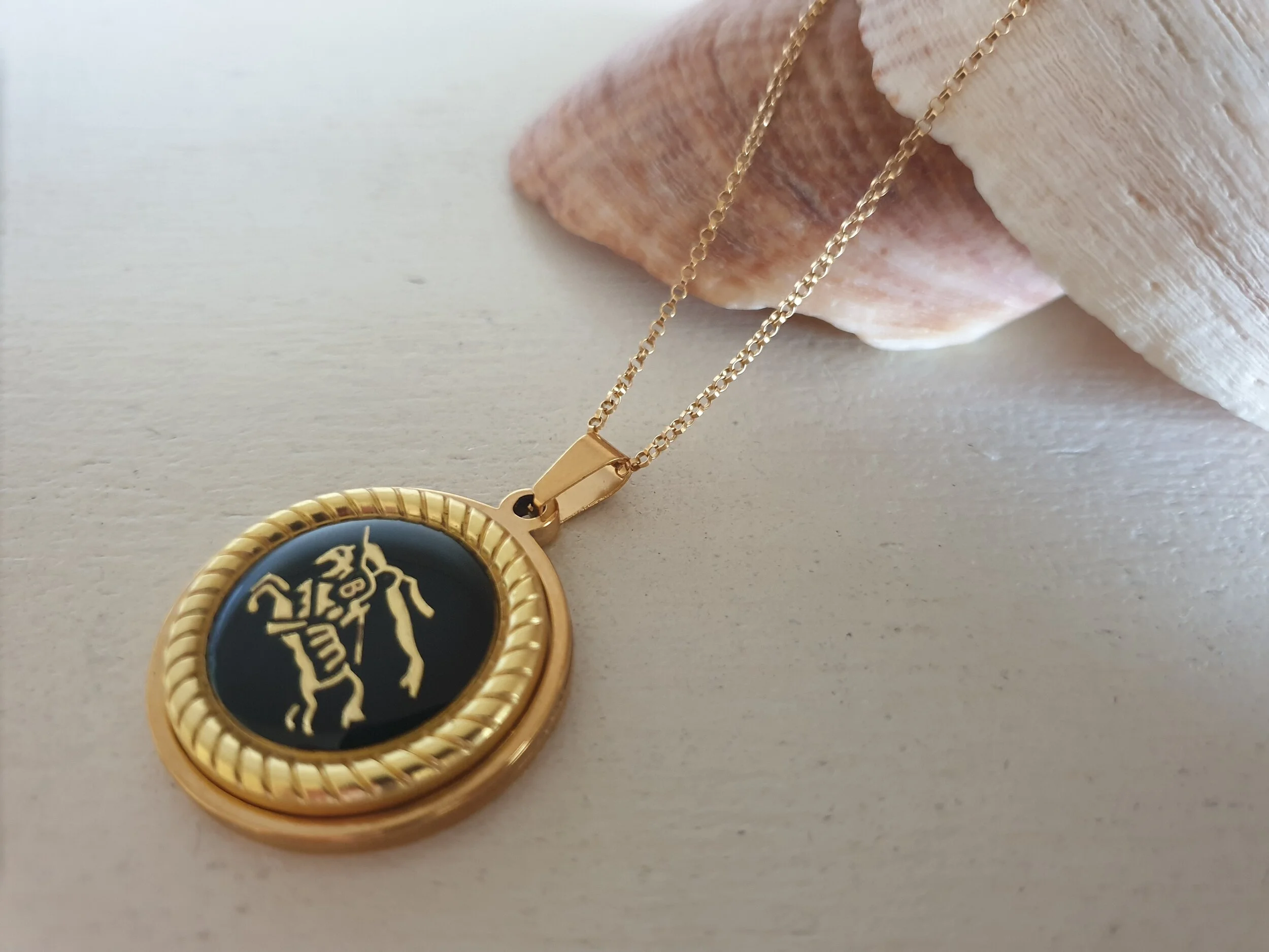 burberry pendant