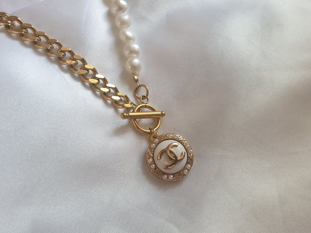 choker chanel pearl necklace vintage