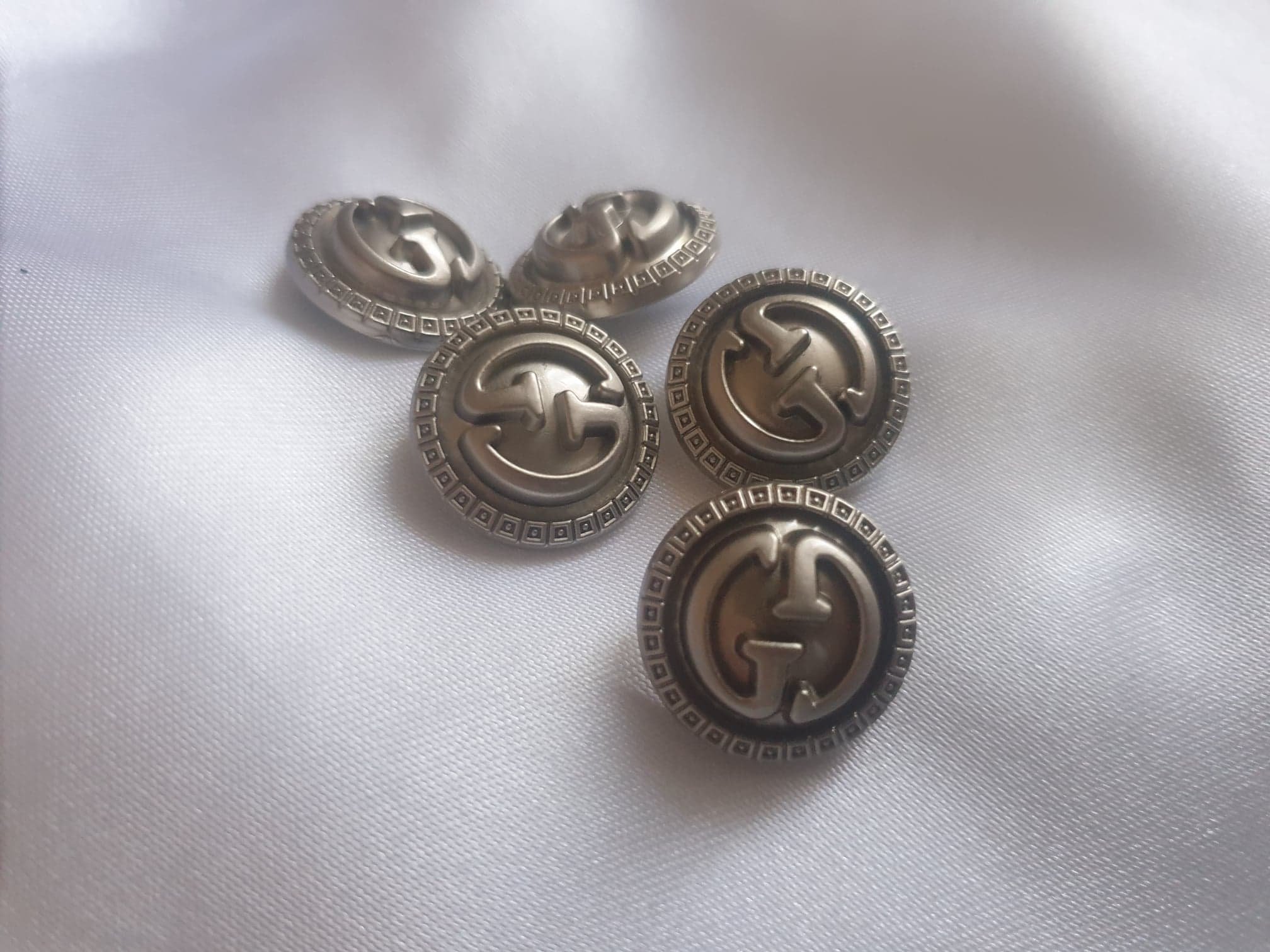 One Gucci Silver Button 20mm — Made By Adele