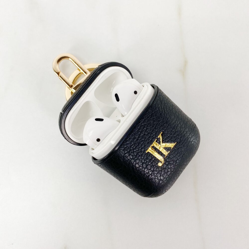 AirPods (1st & 2nd Gen) with Keychain - Grain Night Black — Valerie  Constance - Personalized Leather Tech Accessories
