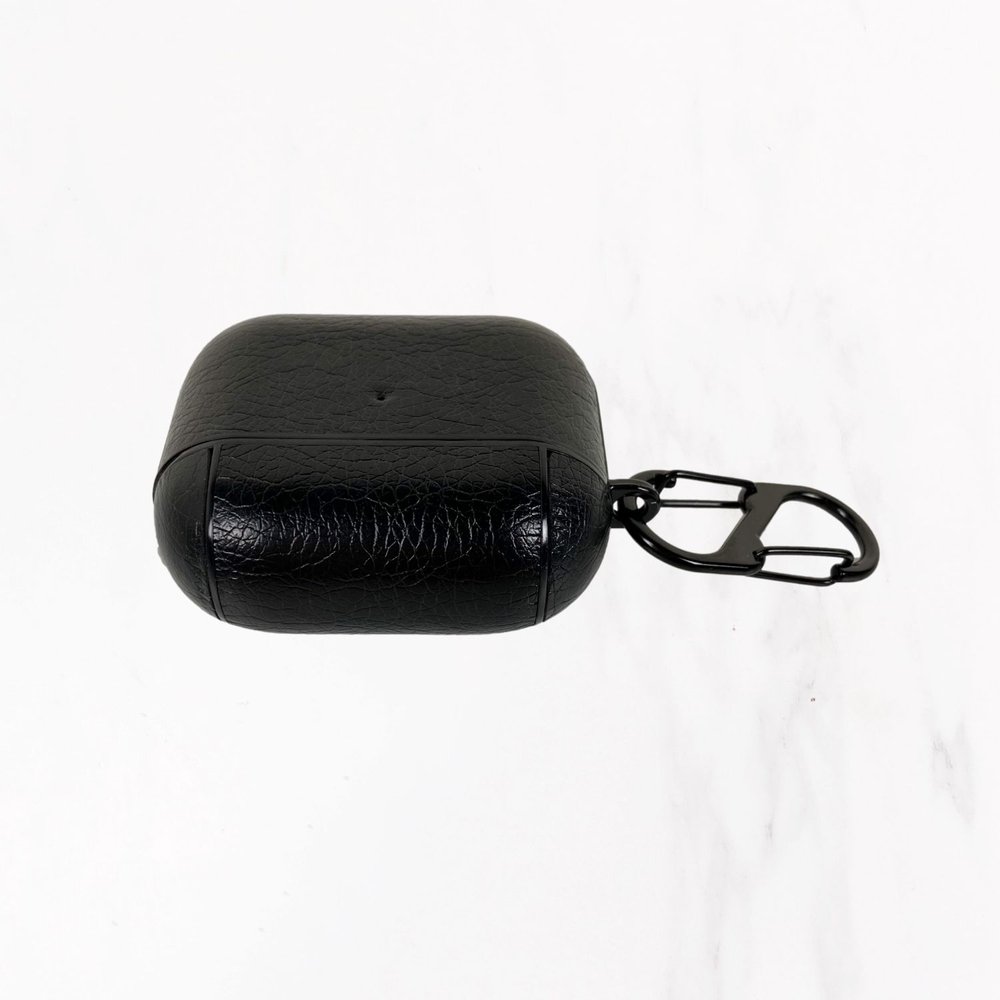 AirPods 3 and Pro Case with Keychain - Black — Valerie Constance -  Personalized Leather Tech Accessories
