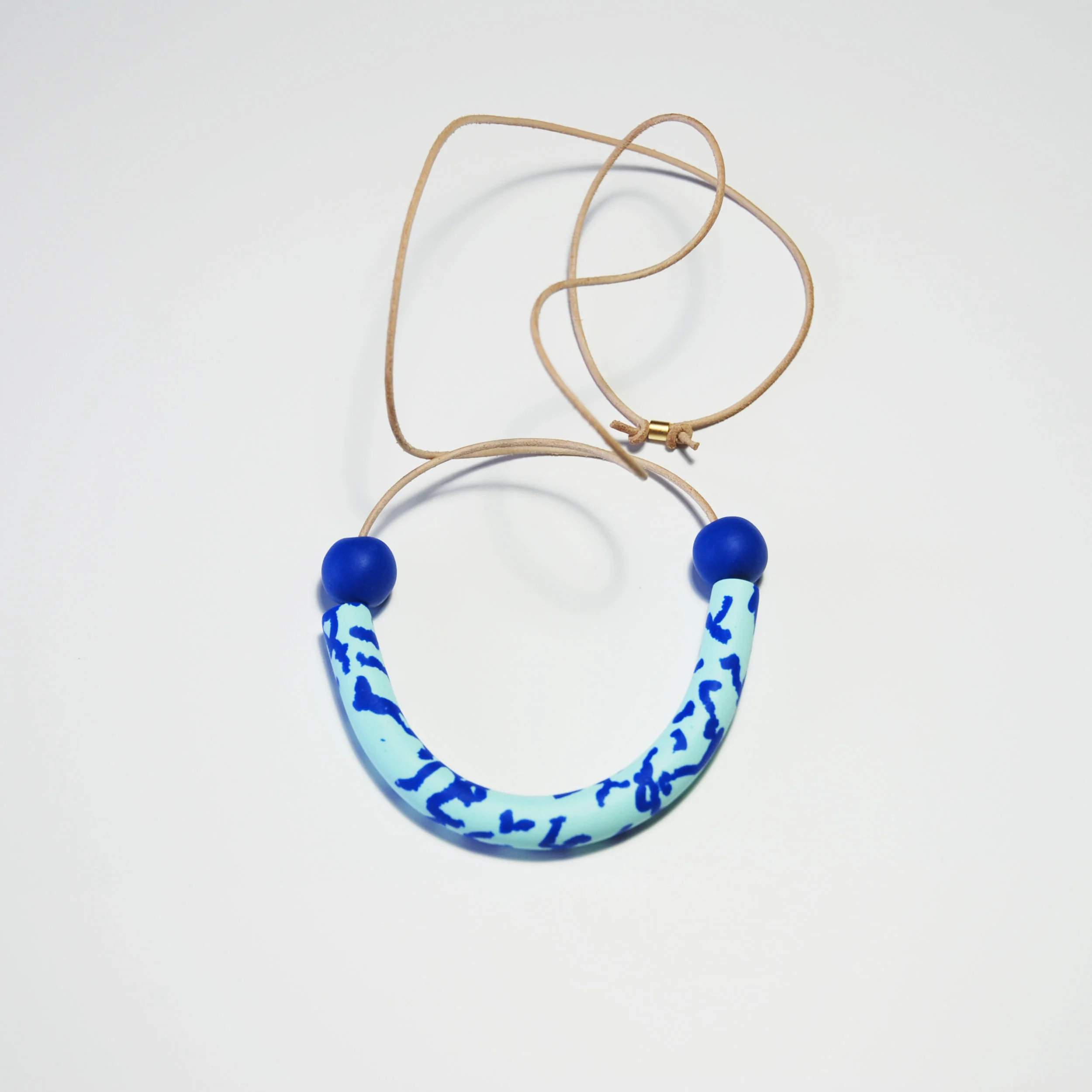 mint&blueklein-U-necklace.jpg