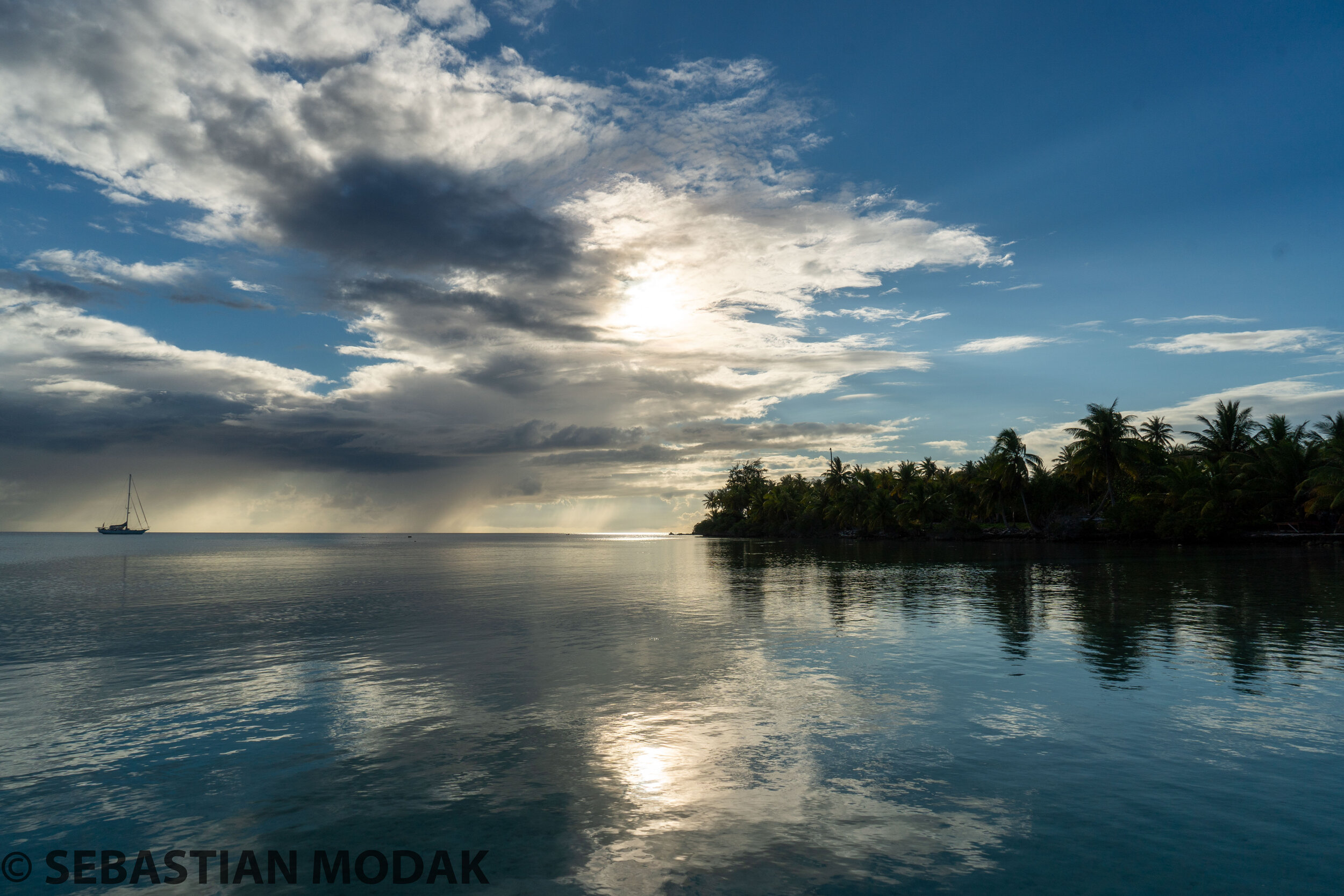  Rangiroa, French Polynesia 