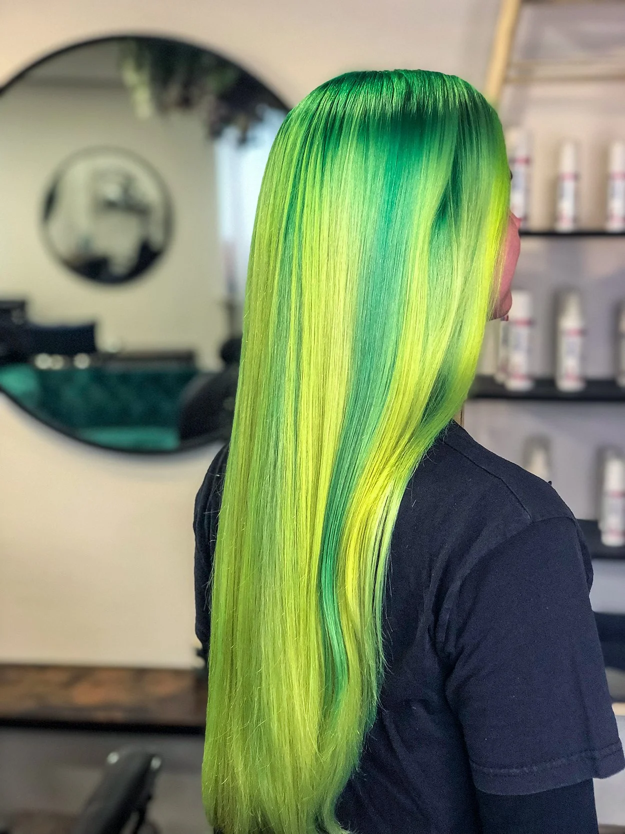 MintUnicorn-Friseur-Area52.3-Hair_.jpg
