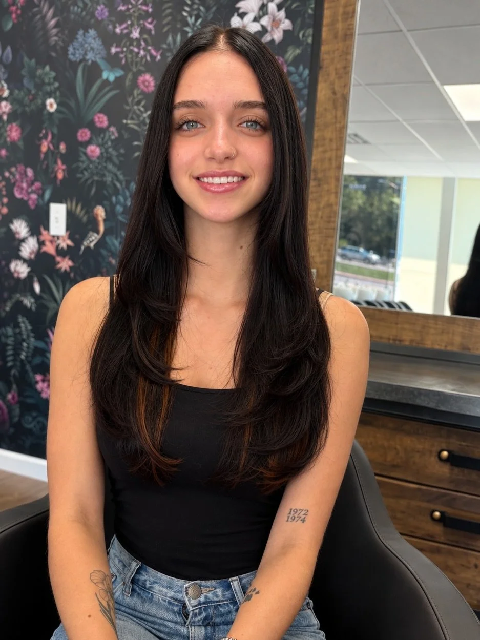 Meet Maddie!
✨ she&rsquo;s an avid traveler, concert goer, and loves to read
✨ loves dimensional blondes &amp; brunette transformations 
✨ she&rsquo;s our newest halo girl - she is learning and growing behind the chair. we&rsquo;re so excited for her