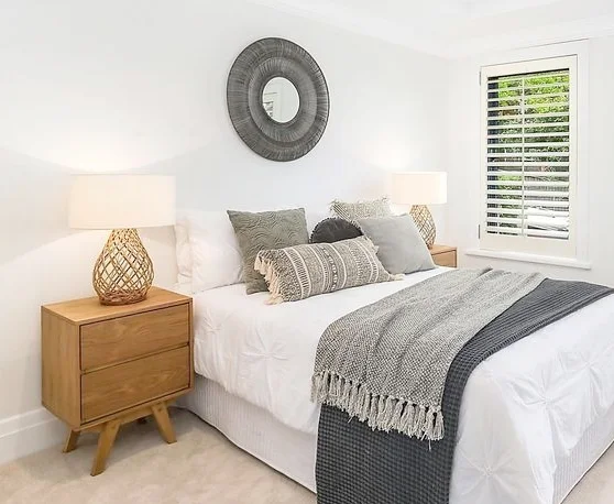 2 20 Thrupp 2nd bedroom.jpg