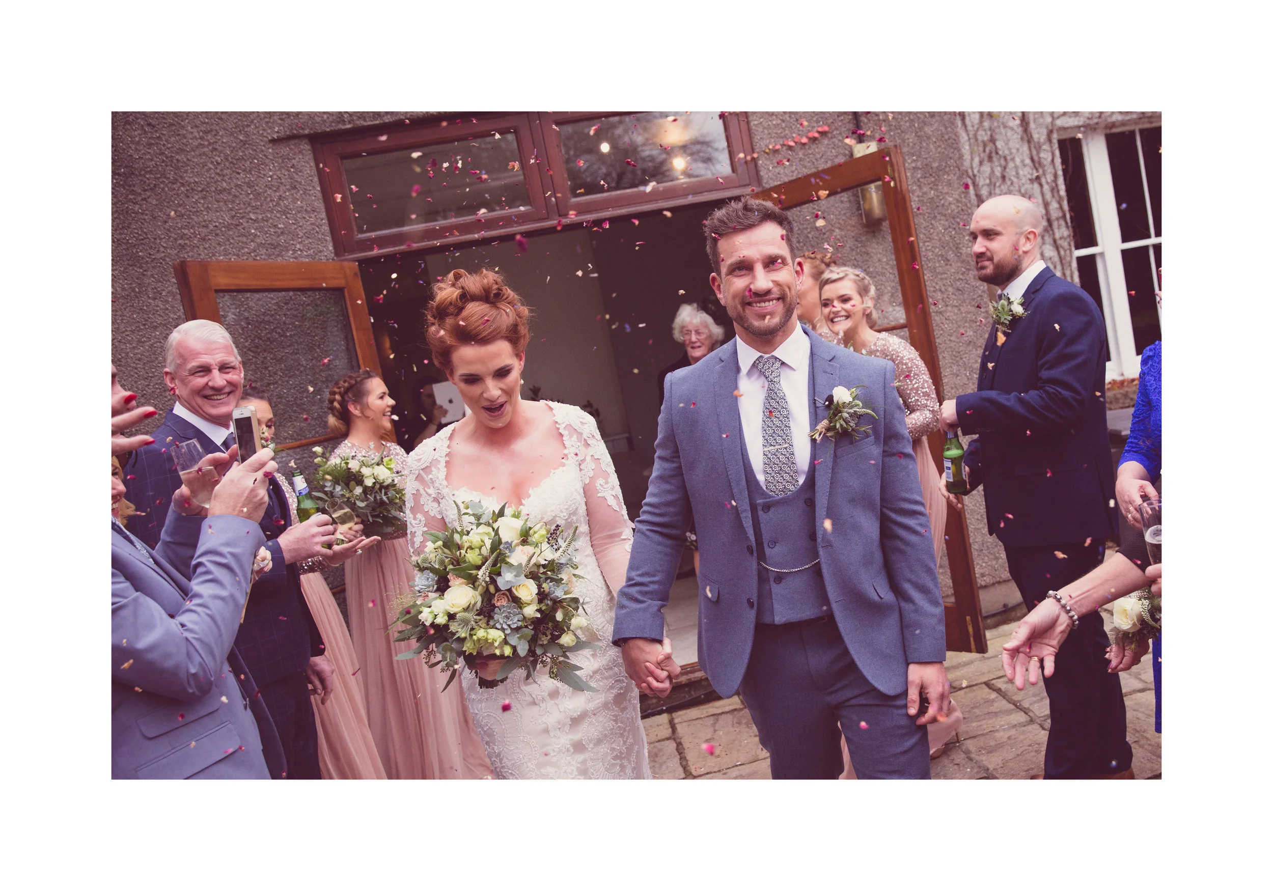 1_0004_confetti.jpg