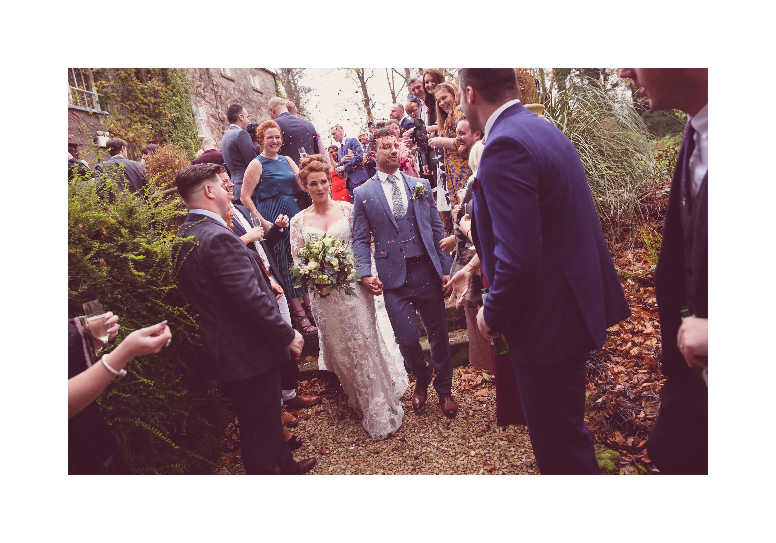 1_0005_confetti.jpg