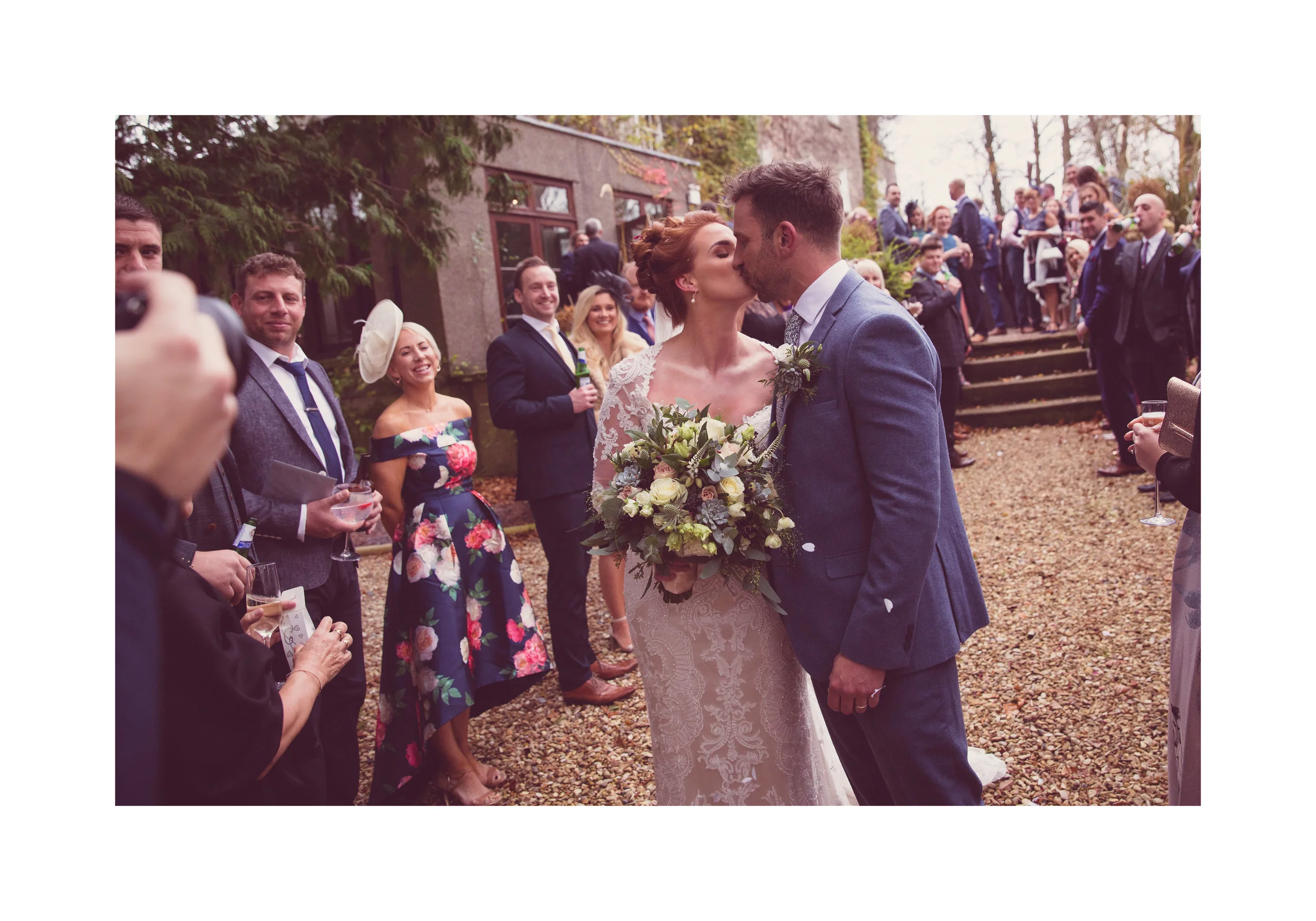 1_0008_confetti.jpg