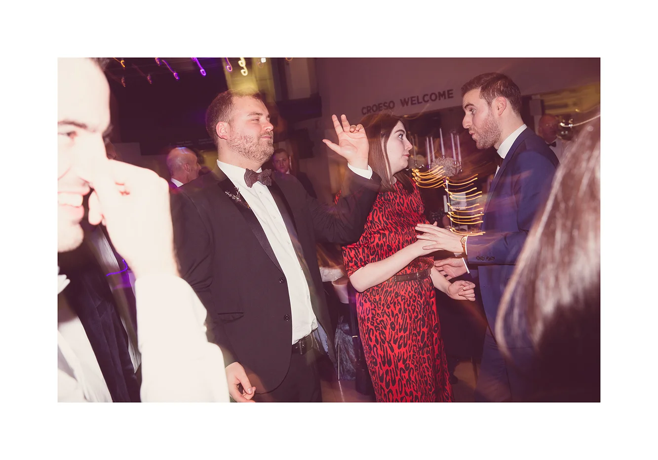 2_0014_dance.jpg